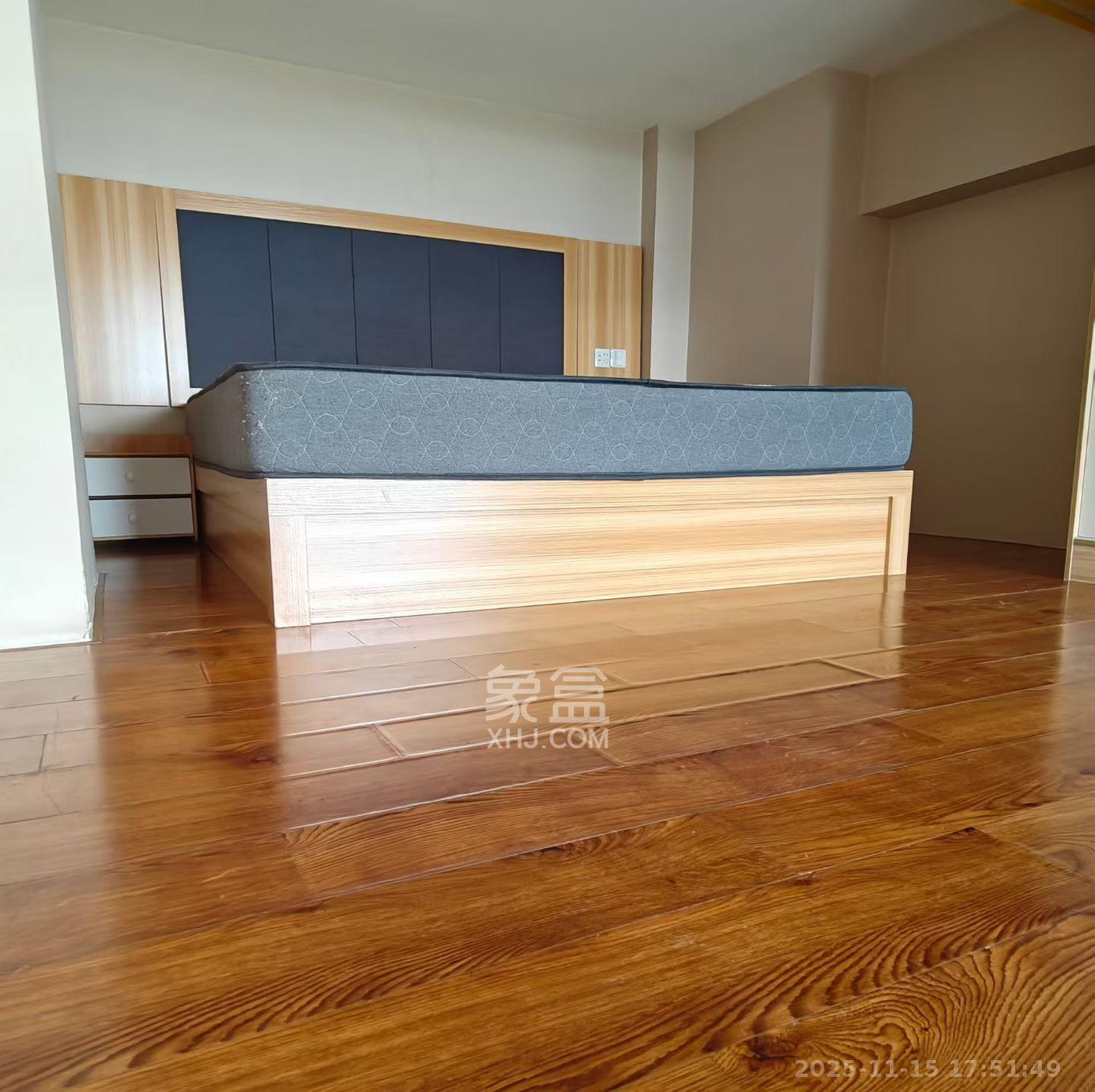 兰亭湾畔  1室1厅1卫    1600.0元/月室内图