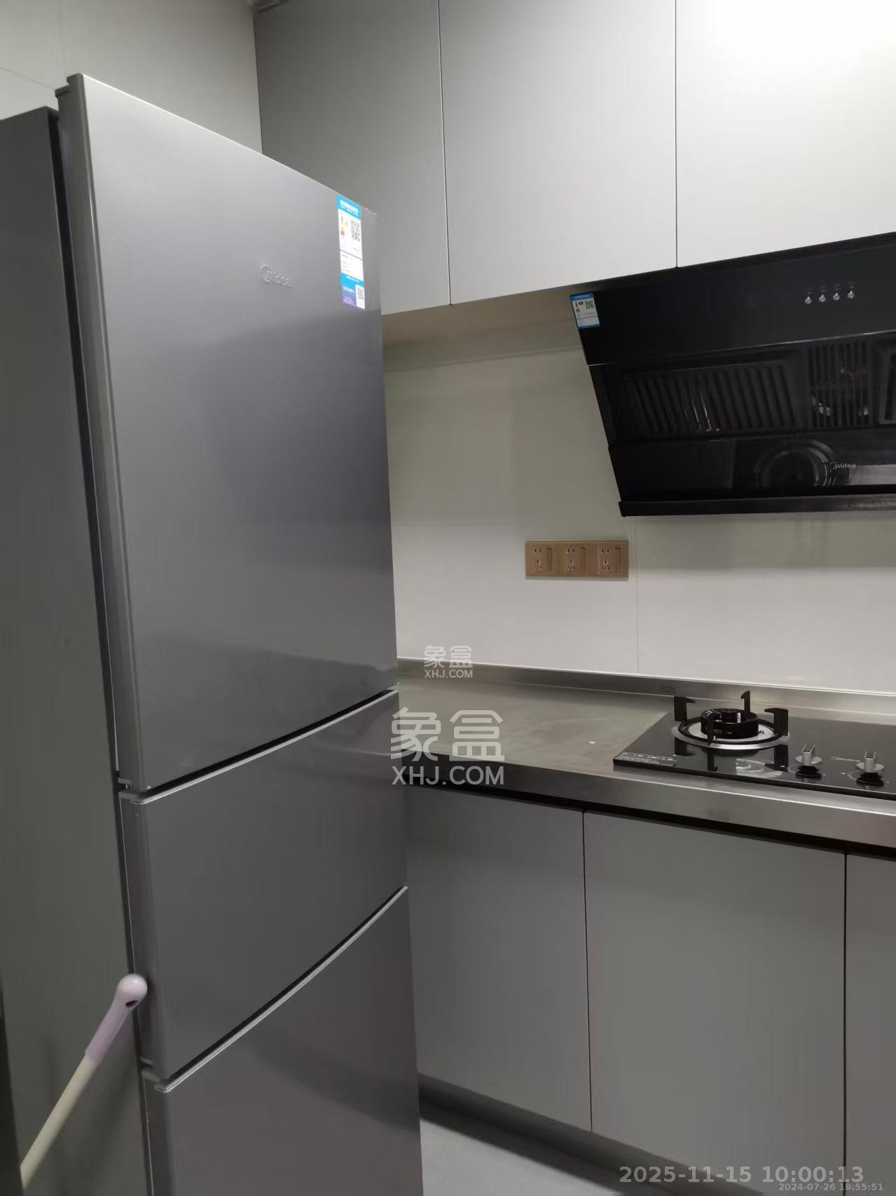 金辉优步星樾  3室2厅2卫    2500.0元/月室内图