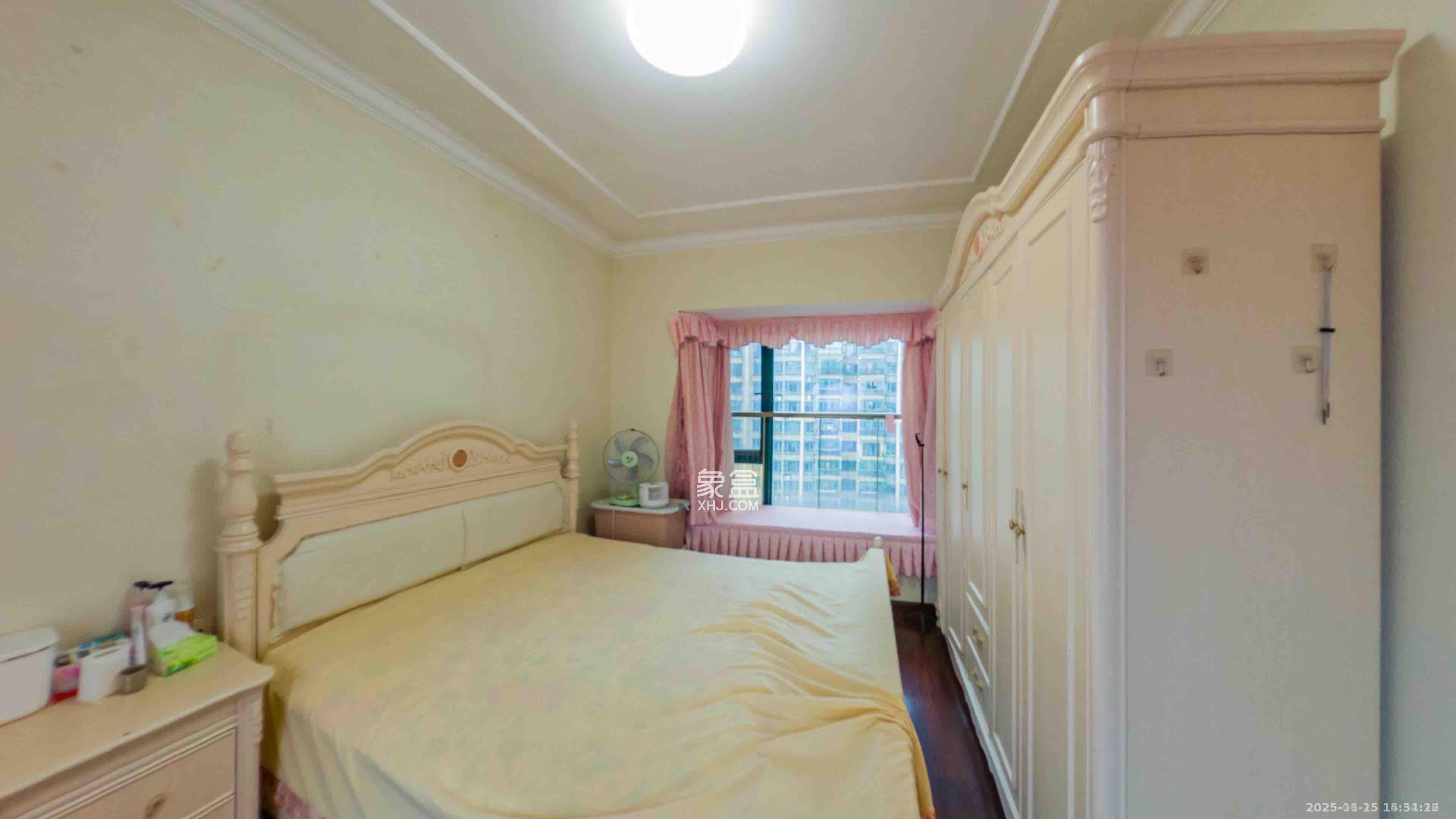 恒大绿洲  2室1厅1卫    2400.0元/月室内图