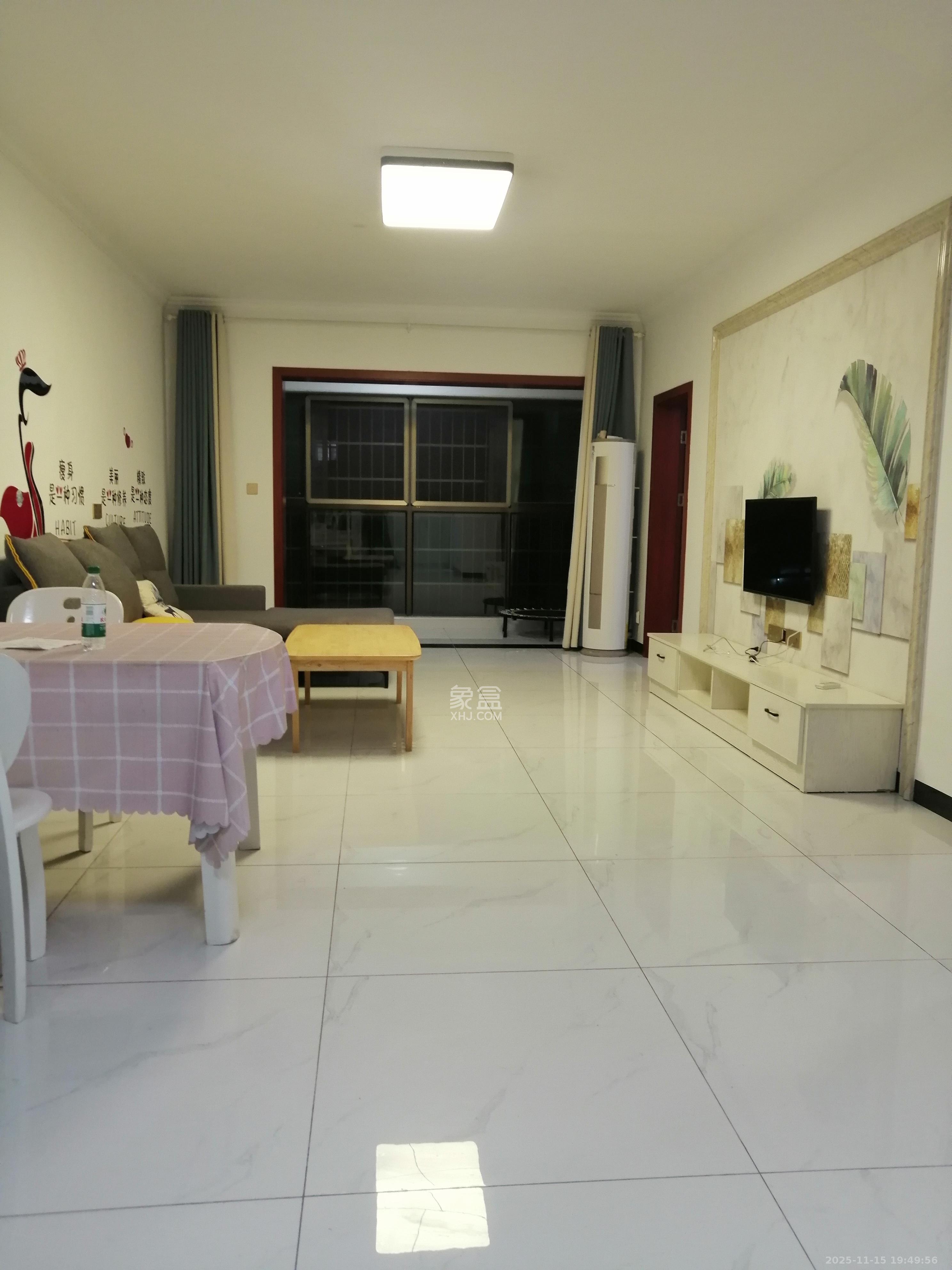 鄱阳佳郡  1室0厅0卫    1800.0元/月