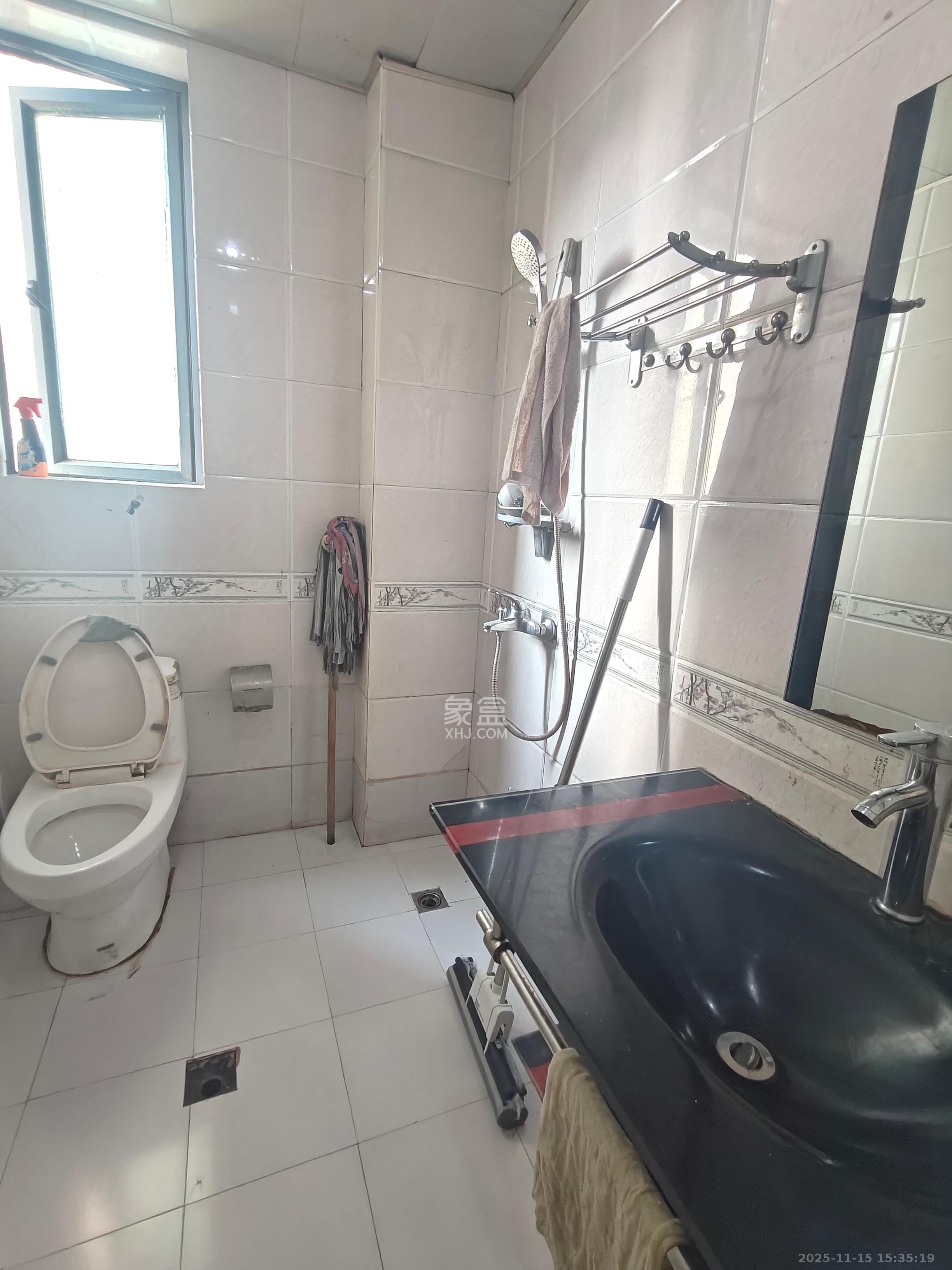 湘域中央  2室1厅1卫    3200.0元/月室内图