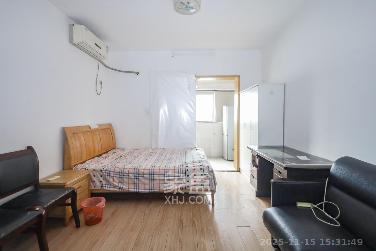 兰卡威国际  1室1厅1卫    1200.0元/月室内图