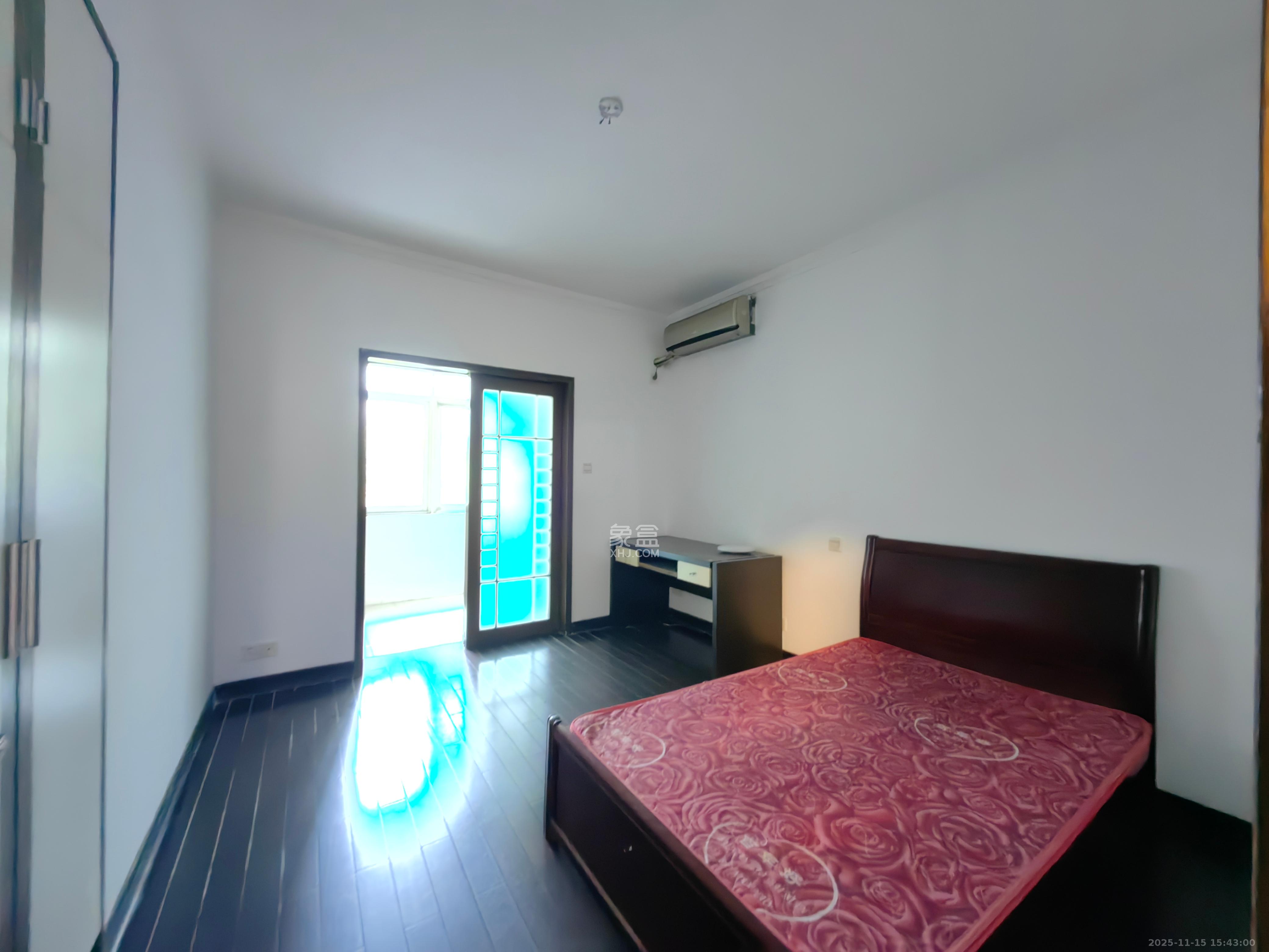 物价局宿舍  1室2厅2卫    2500.0元/月室内图