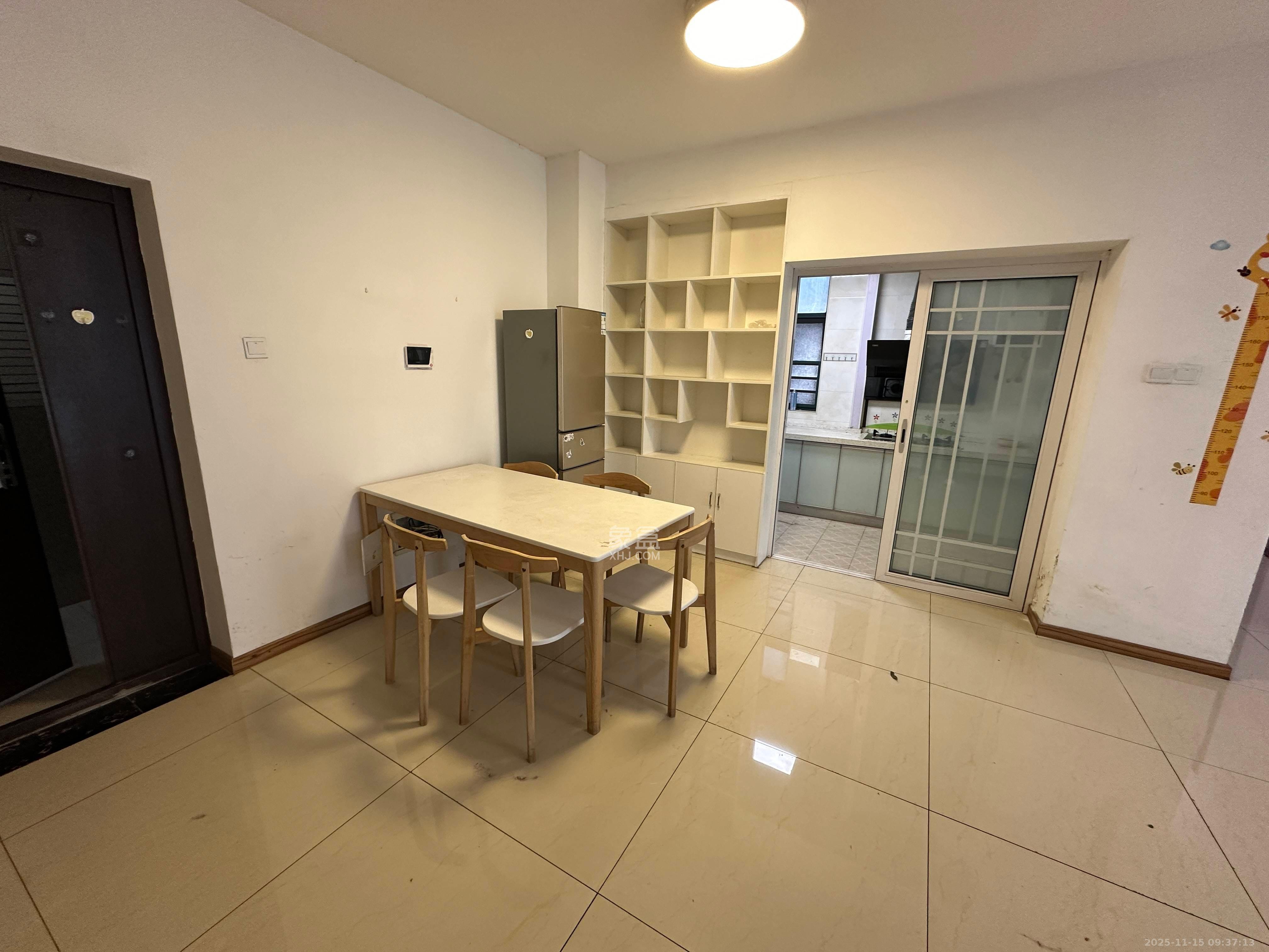 华盛新外滩 3室2厅2卫 3800.0元/月 华盛新外滩 3室2厅2卫 3800.0元/月室内图