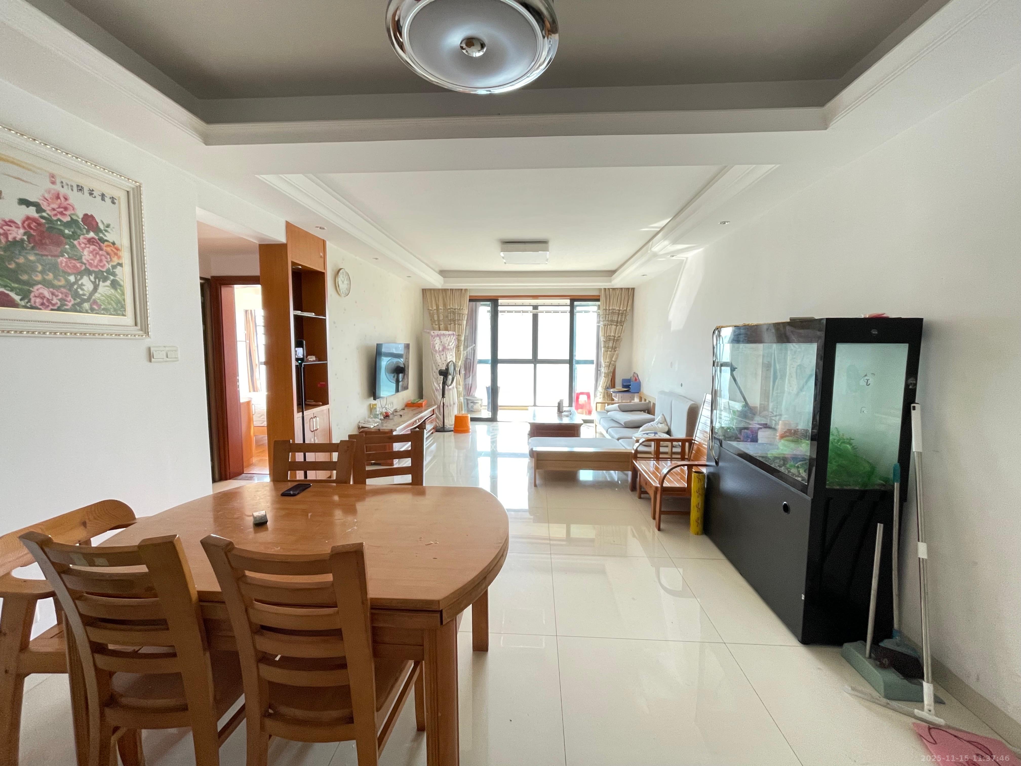 融科东南海  3室2厅2卫    2300.0元/月室内图