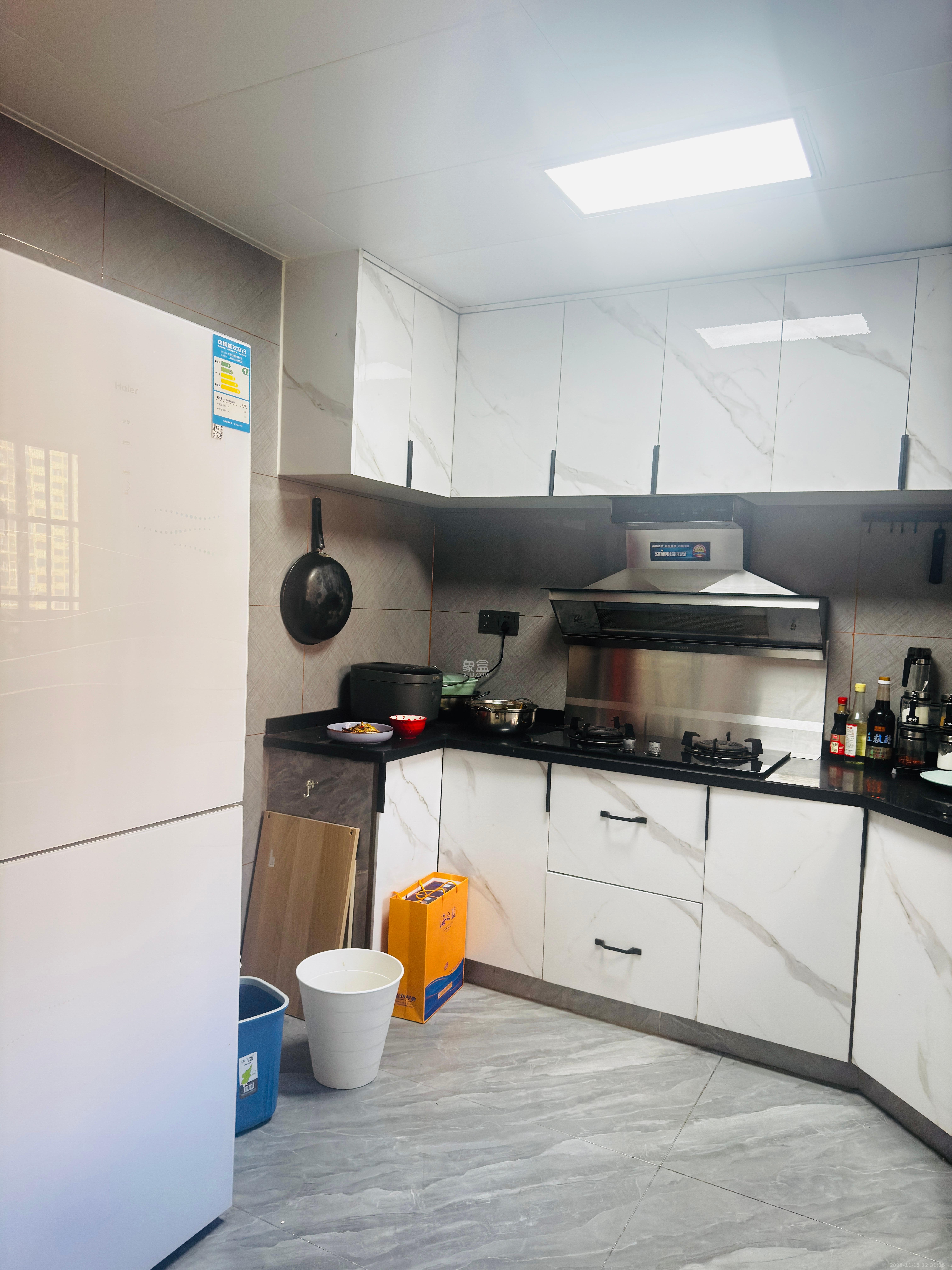 邦盛水岸御园  3室2厅2卫    2700.0元/月室内图