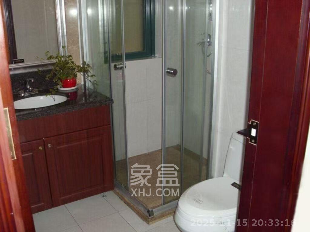 恒大城 1室2厅1卫 1800.0元/月 恒大城 1室2厅1卫 1800.0元/月室内图