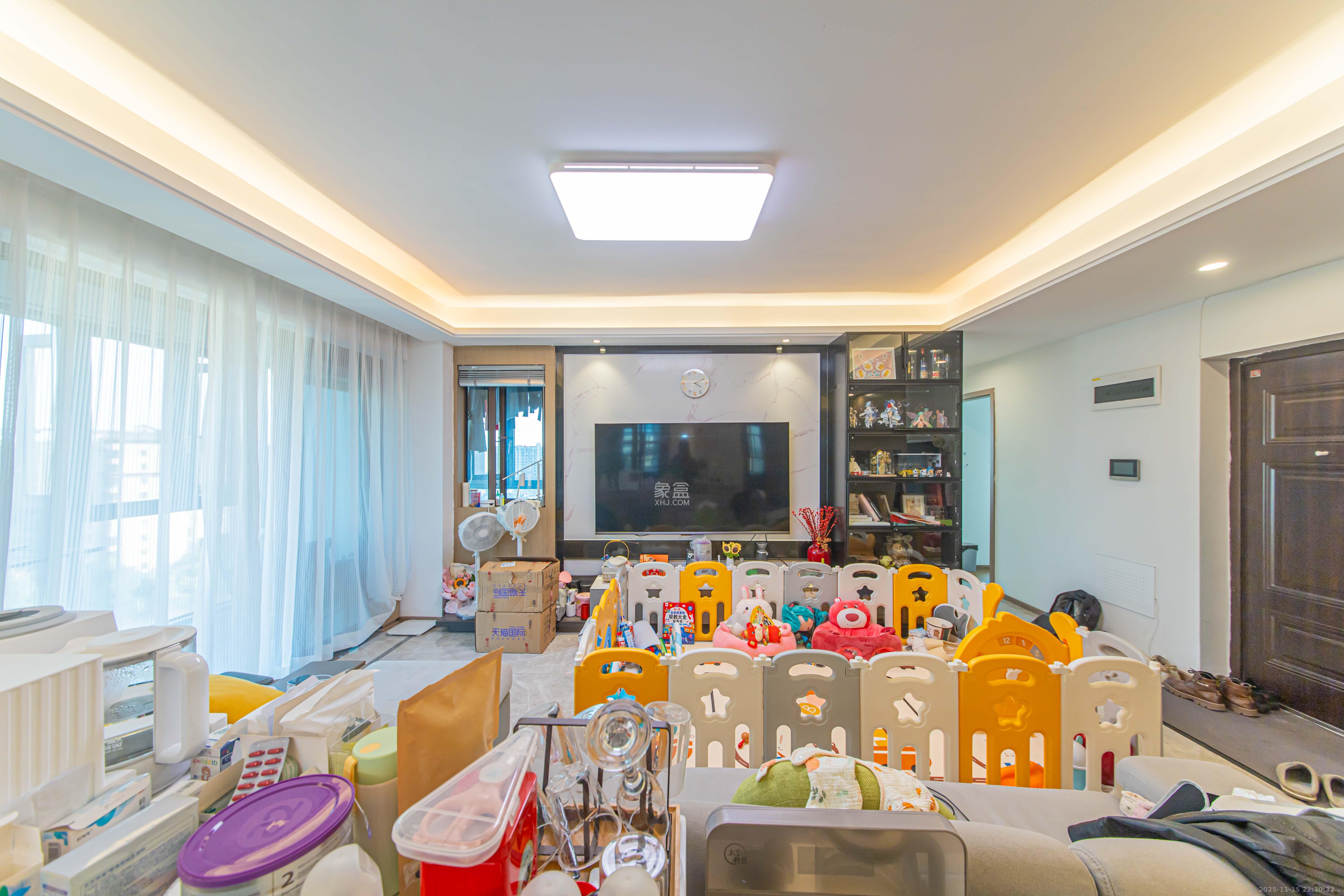 大唐印象三期御玺 3室2厅2卫 145.0万 大唐印象三期御玺 3室2厅2卫 145.0万客厅