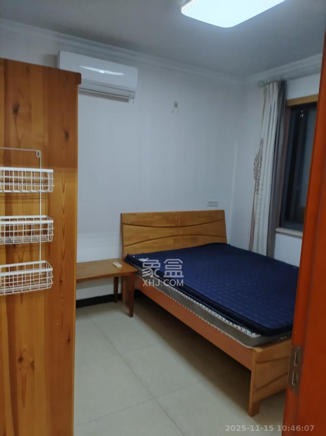 高盛华成 1室2厅1卫 2300.0元/月 高盛华成 1室2厅1卫 2300.0元/月室内图