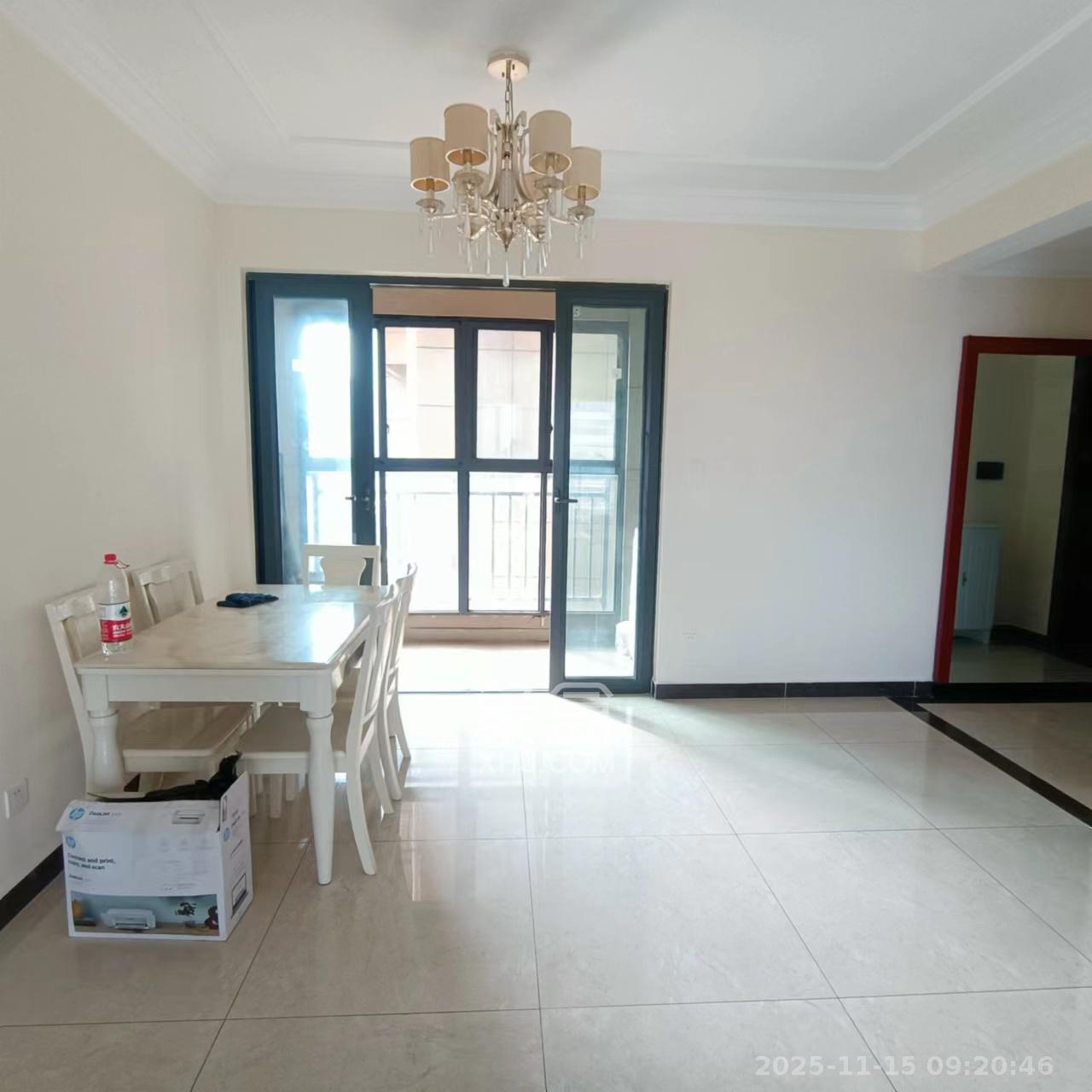 恒大御景天下城一期  3室2厅1卫    2200.0元/月室内图