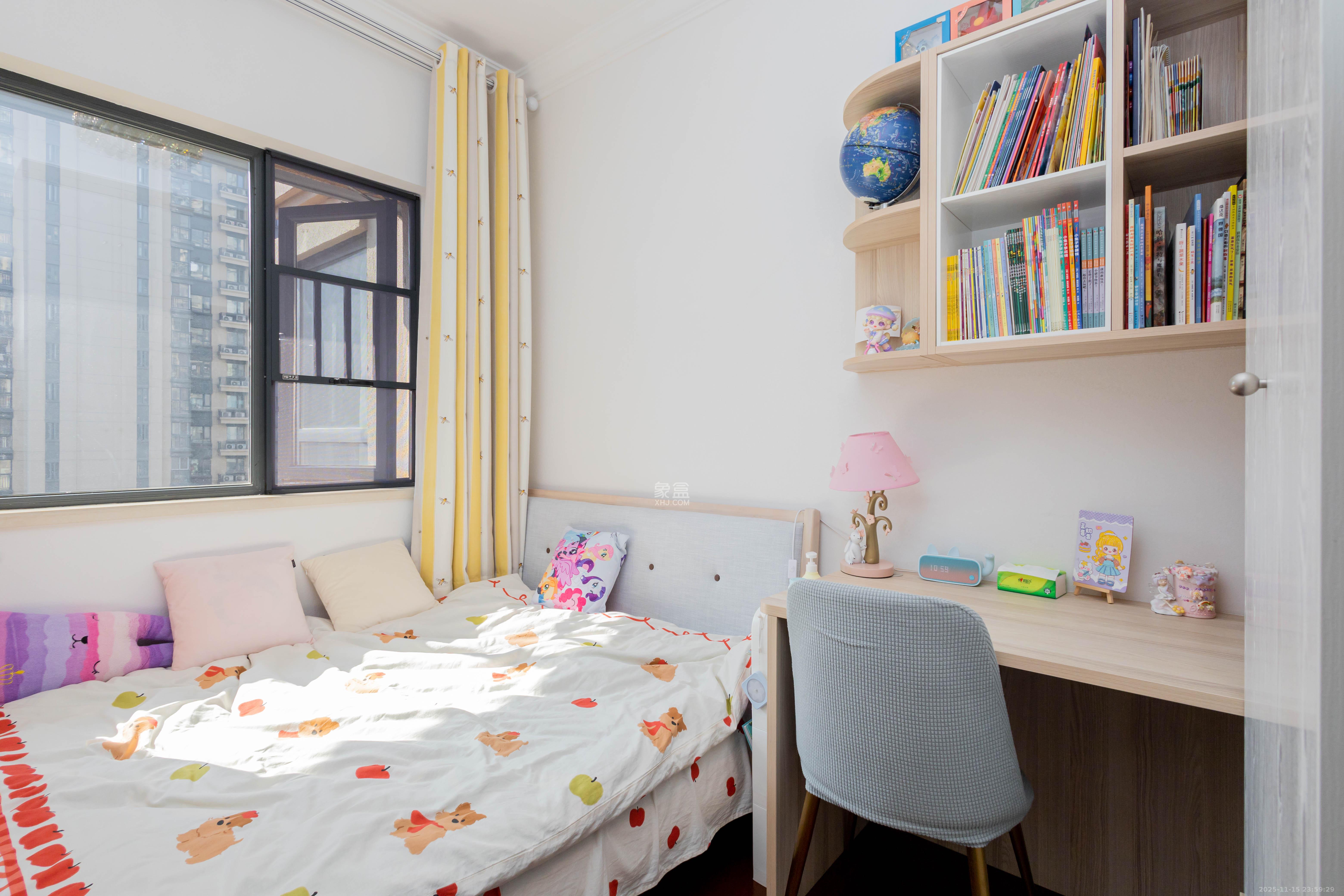 恒大江湾 4室2厅2卫 150.0万 恒大江湾 4室2厅2卫 150.0万卧室