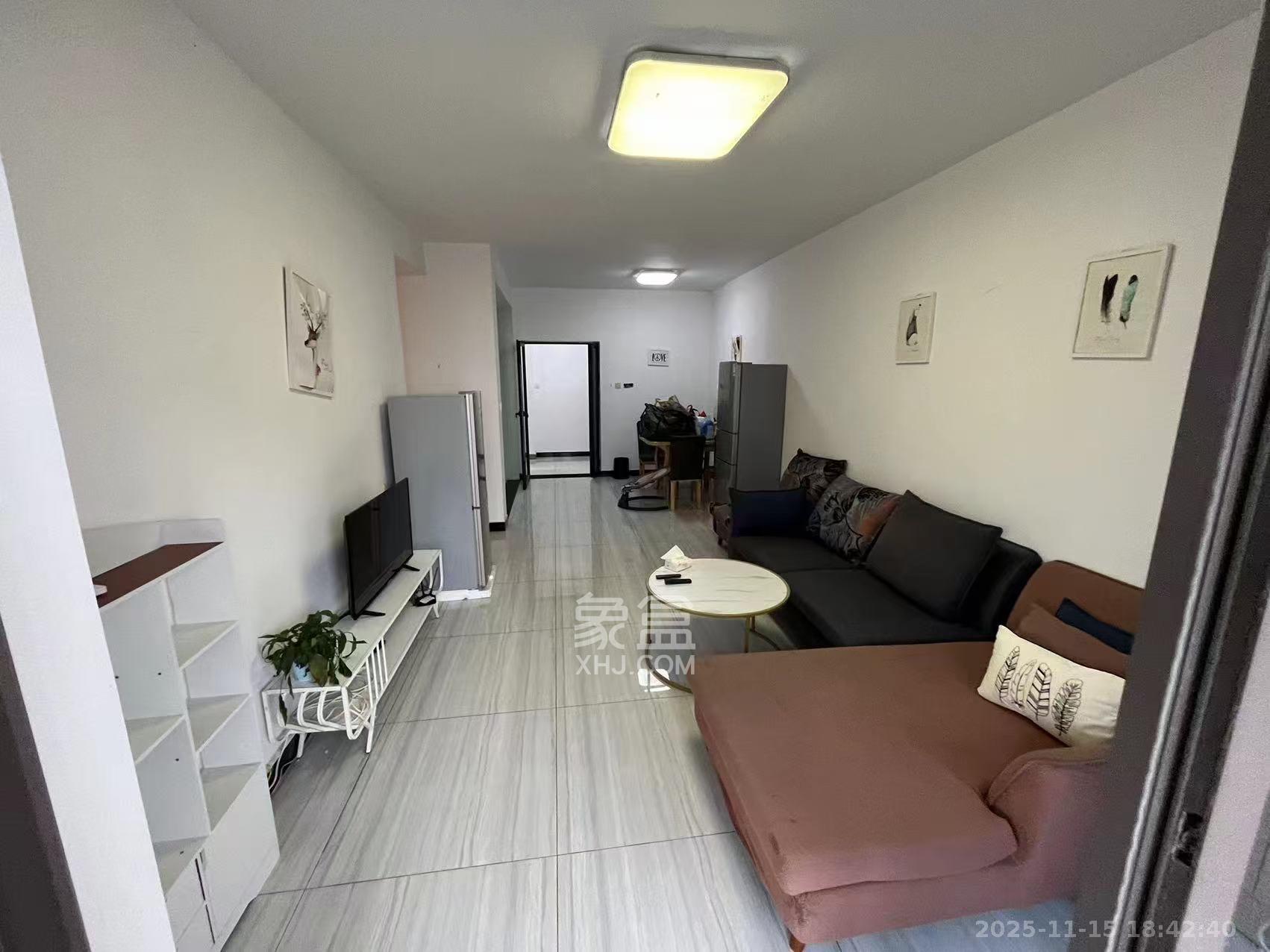 通用时代国际社区 3室2厅2卫 2700.0元/月 通用时代国际社区 3室2厅2卫 2700.0元/月室内图