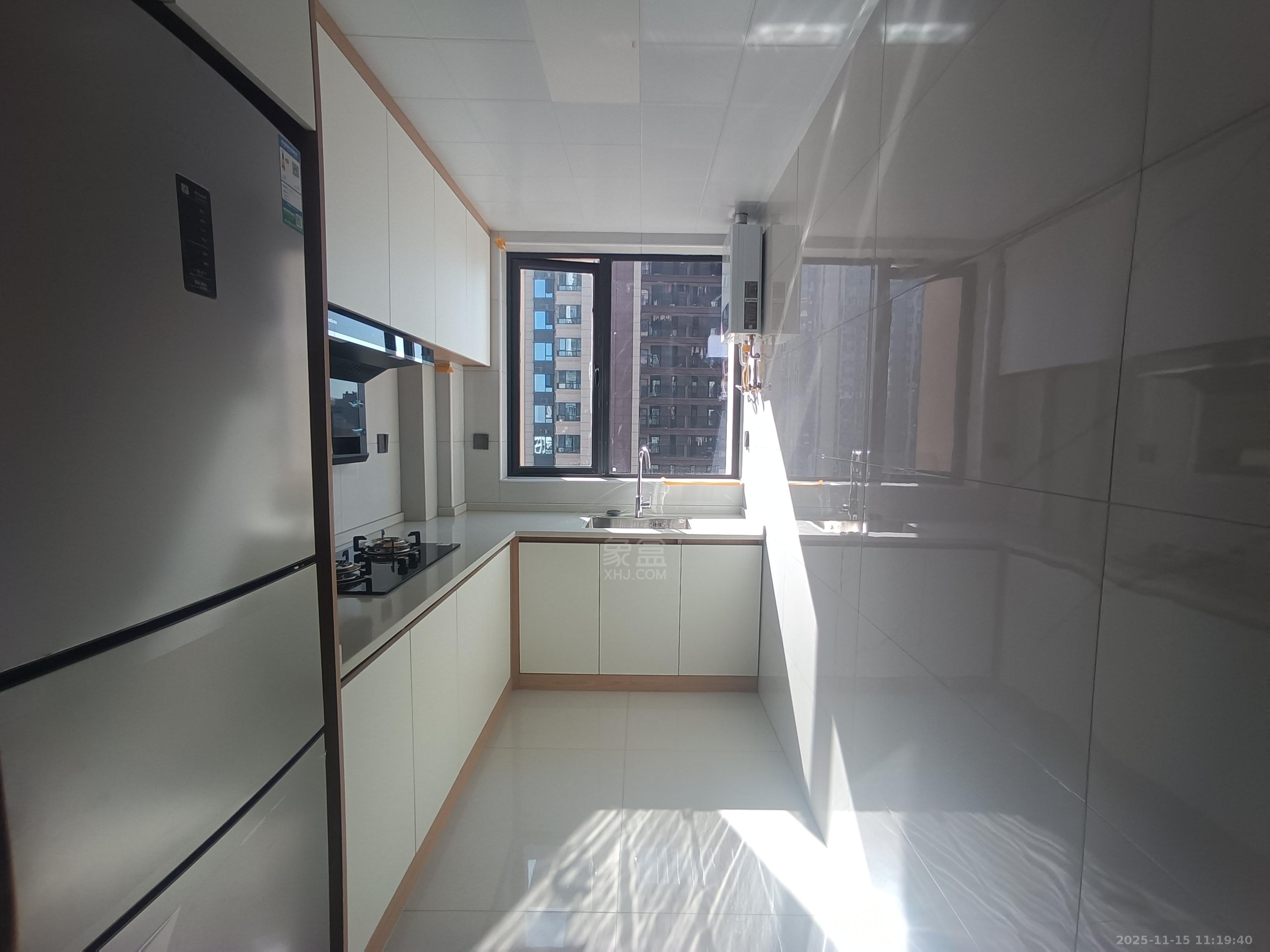 株洲恒大悦珑台  1室1厅1卫    1600.0元/月室内图