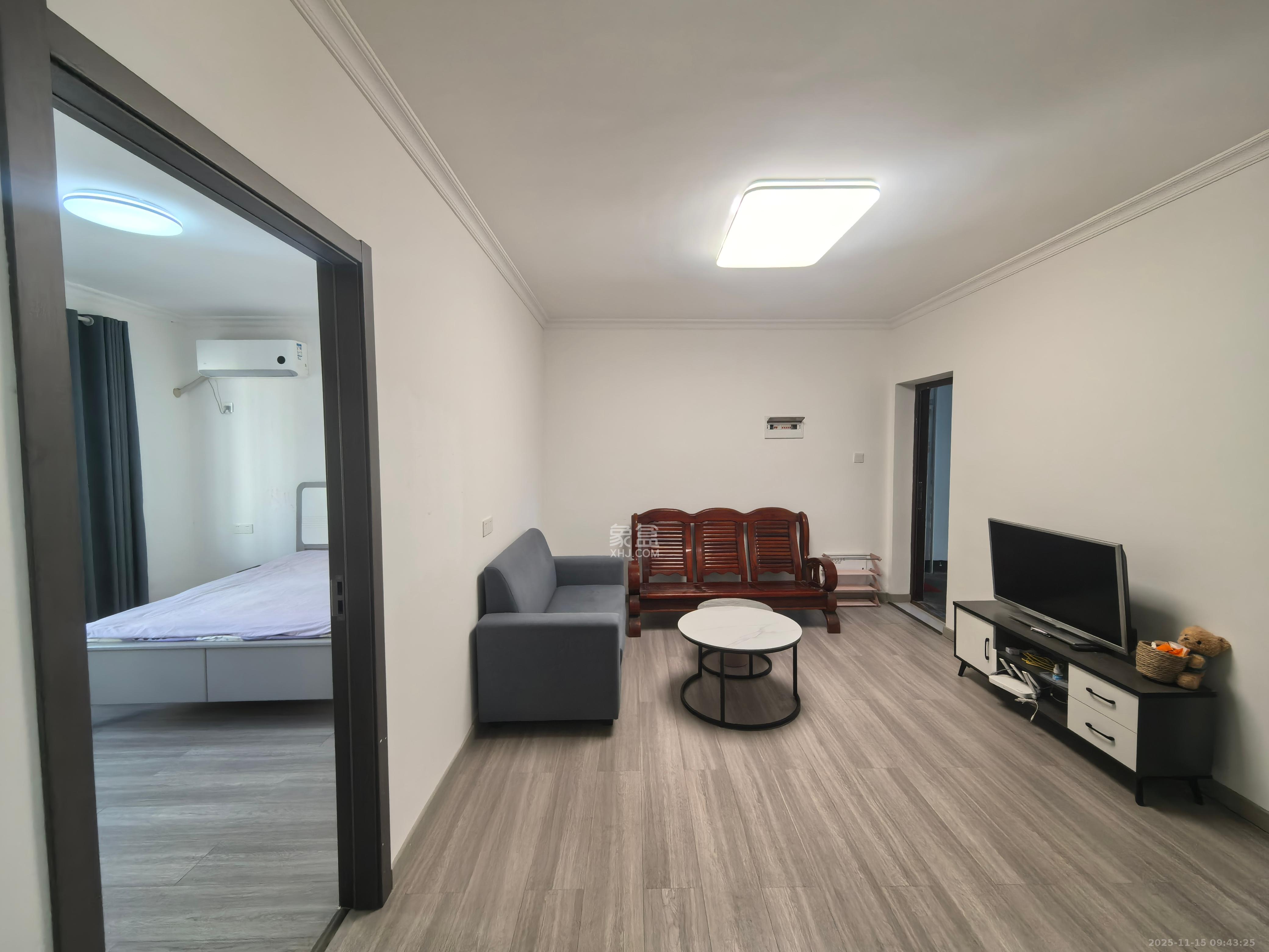 金三角花园 3室1厅1卫 1700.0元/月 金三角花园 3室1厅1卫 1700.0元/月室内图