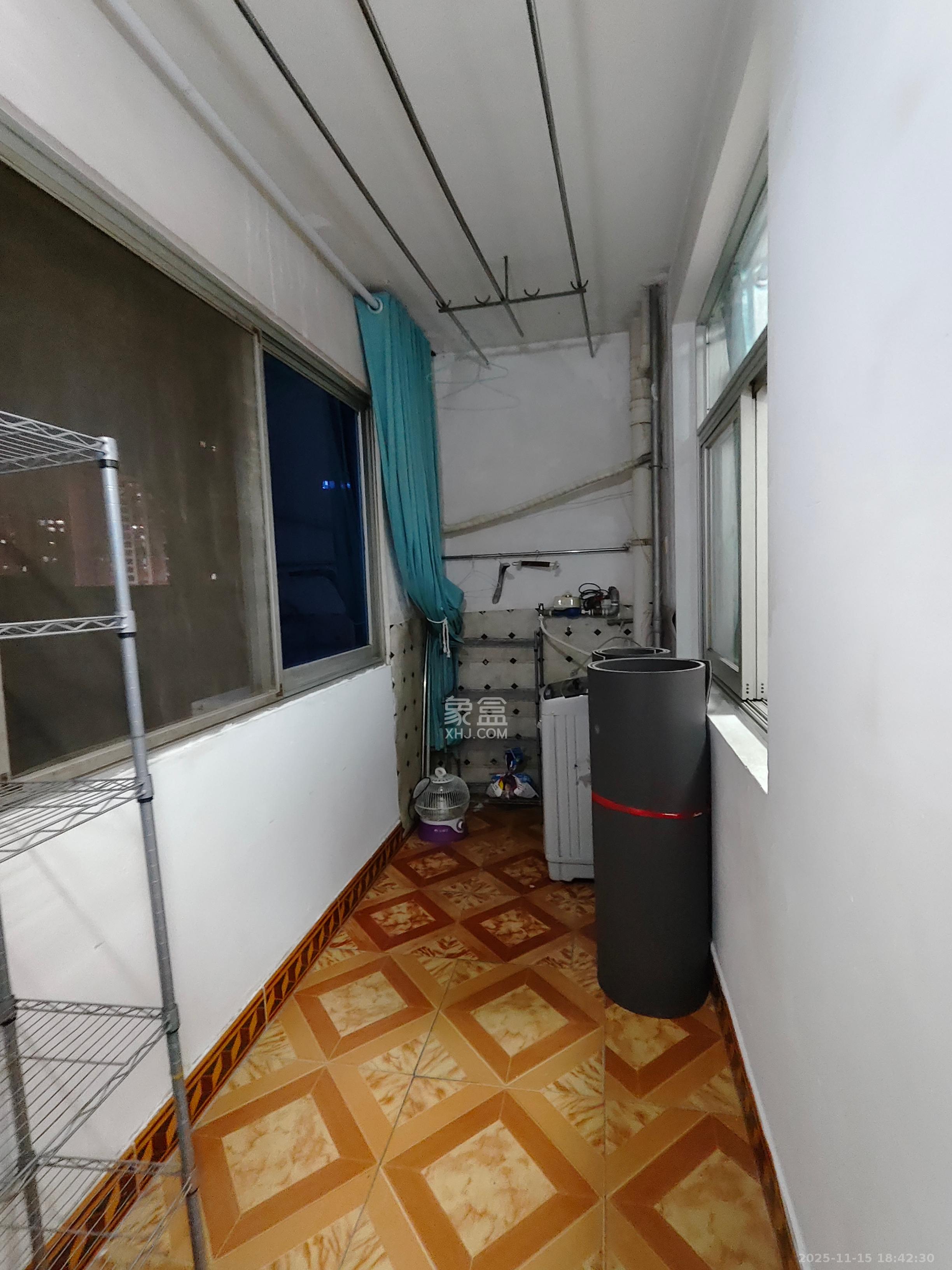 长探家园  2室1厅1卫    1400.0元/月室内图