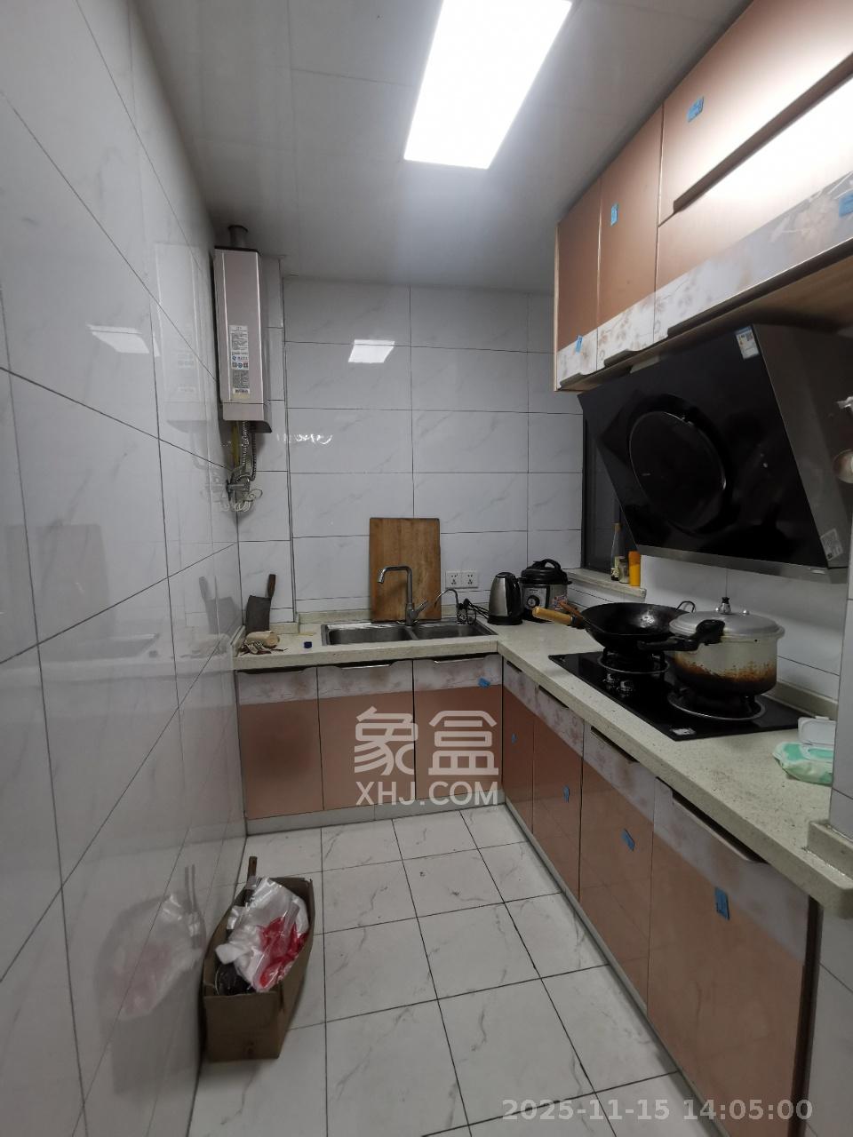 武广新都汇（新都华府二期）  3室2厅1卫    1700.0元/月室内图