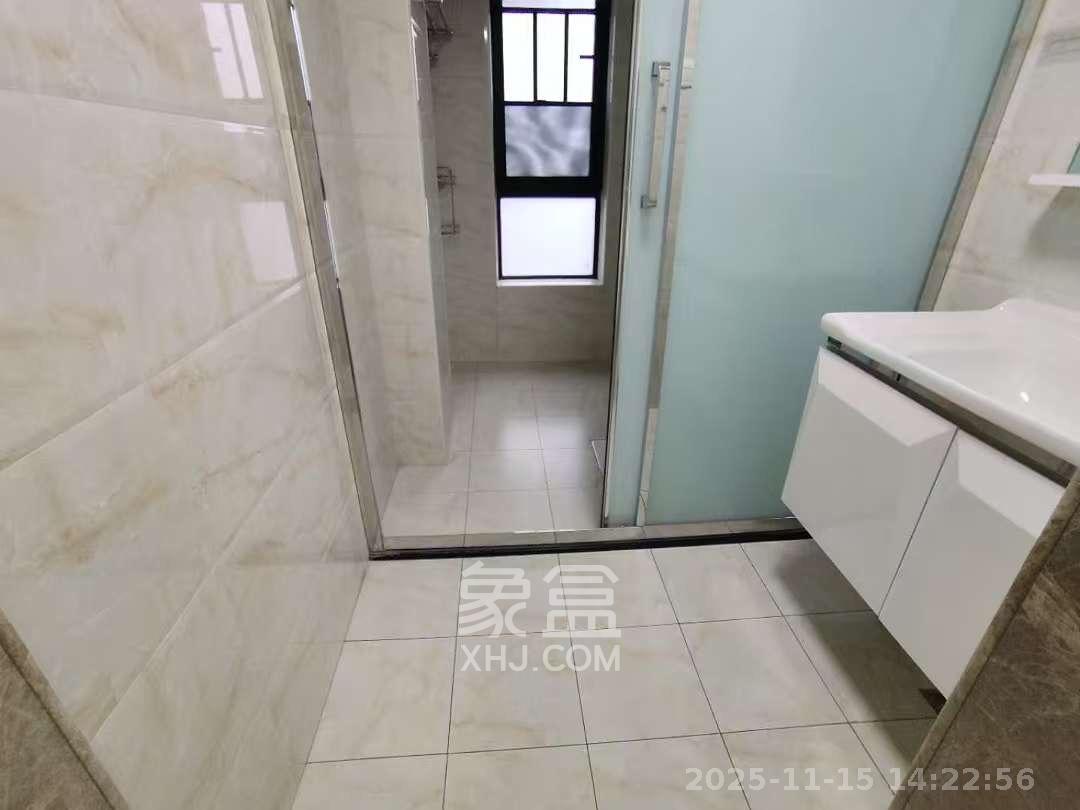 达美D6区  3室2厅1卫    3000.0元/月室内图