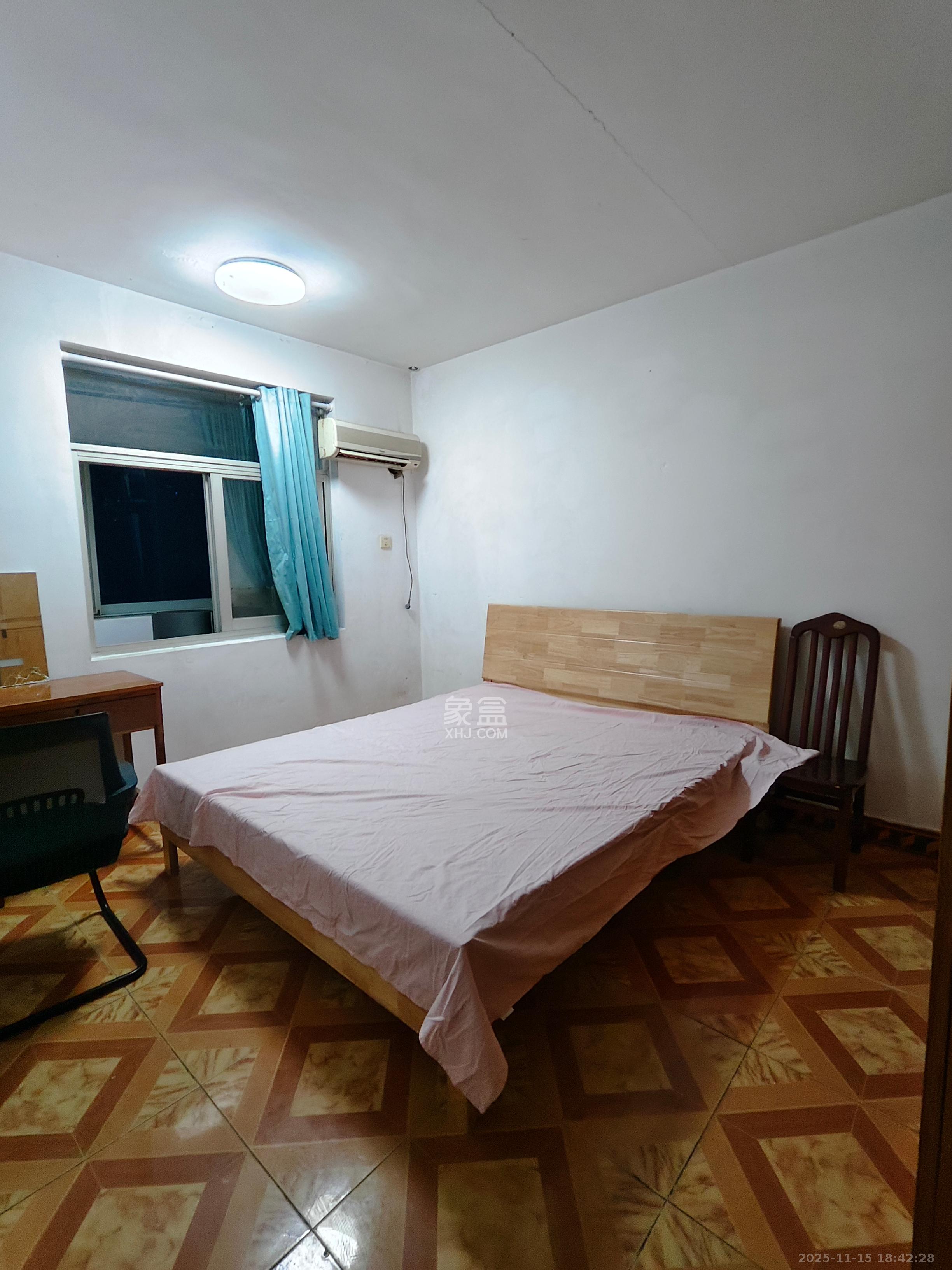 长探家园  2室1厅1卫    1400.0元/月室内图