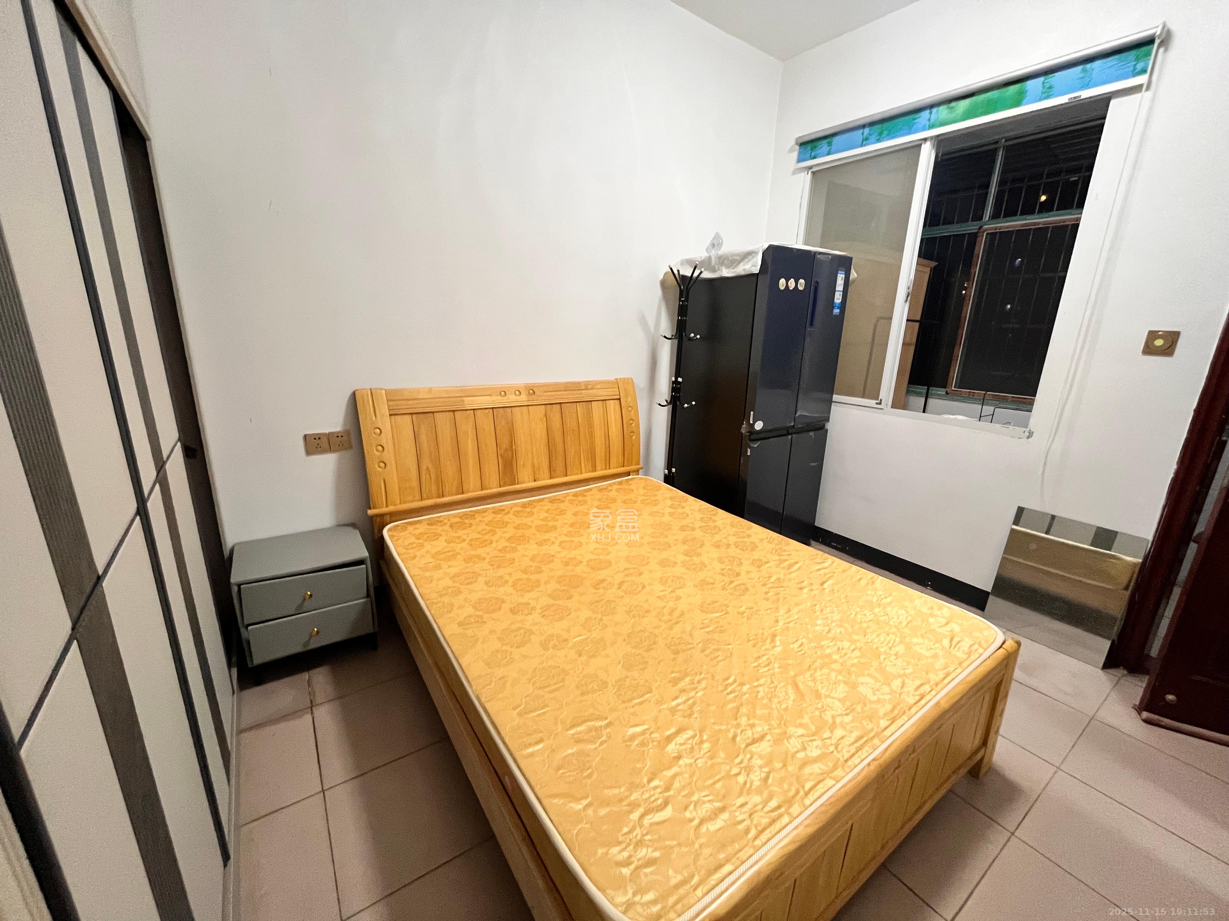 砂子塘社区  1室1厅1卫    1400.0元/月室内图