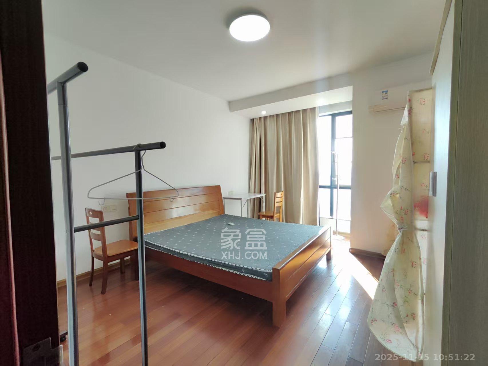 金凤滩家园  2室1厅1卫    1900.0元/月室内图