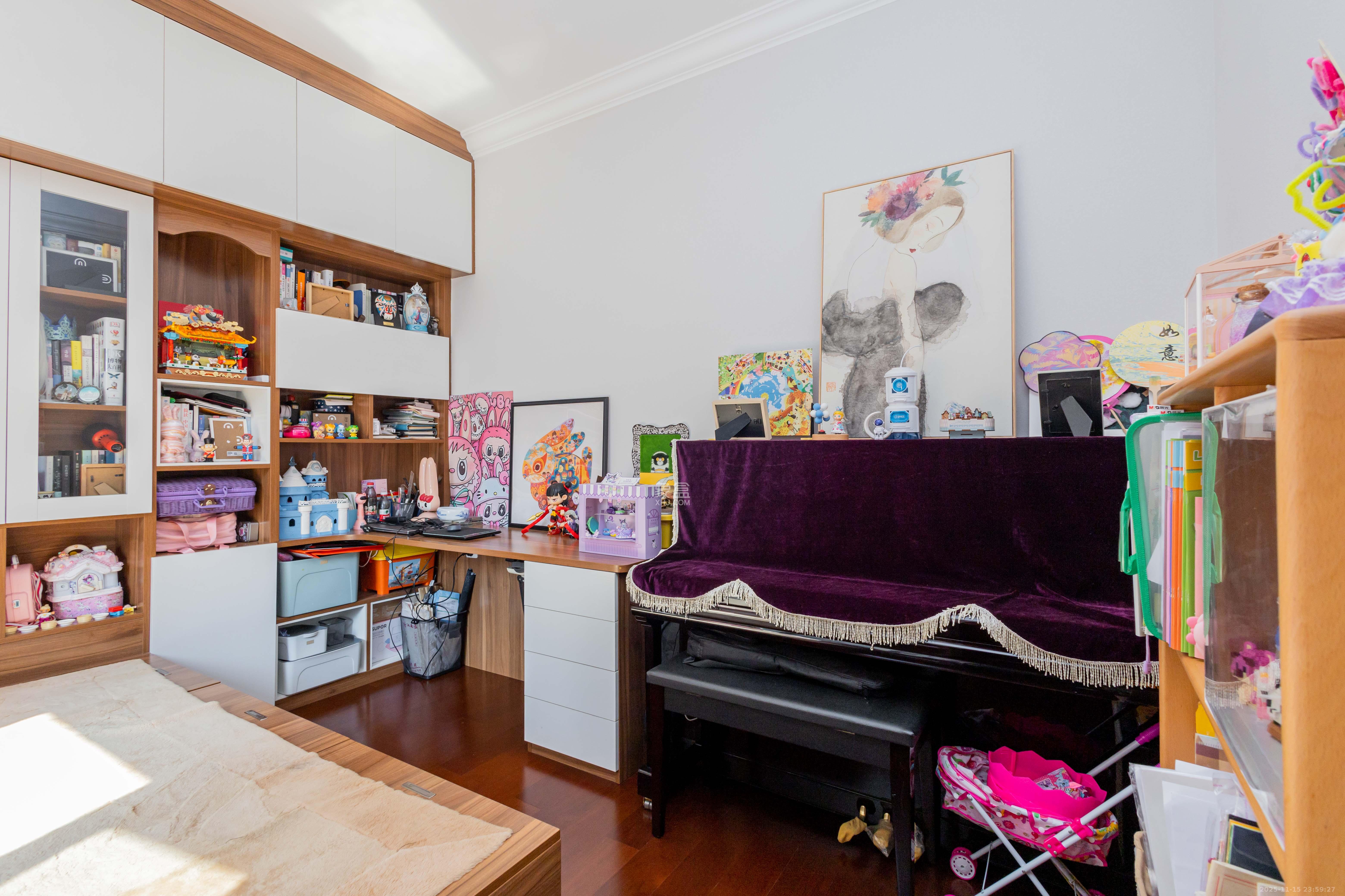 恒大江湾  4室2厅2卫    150.0万卧室