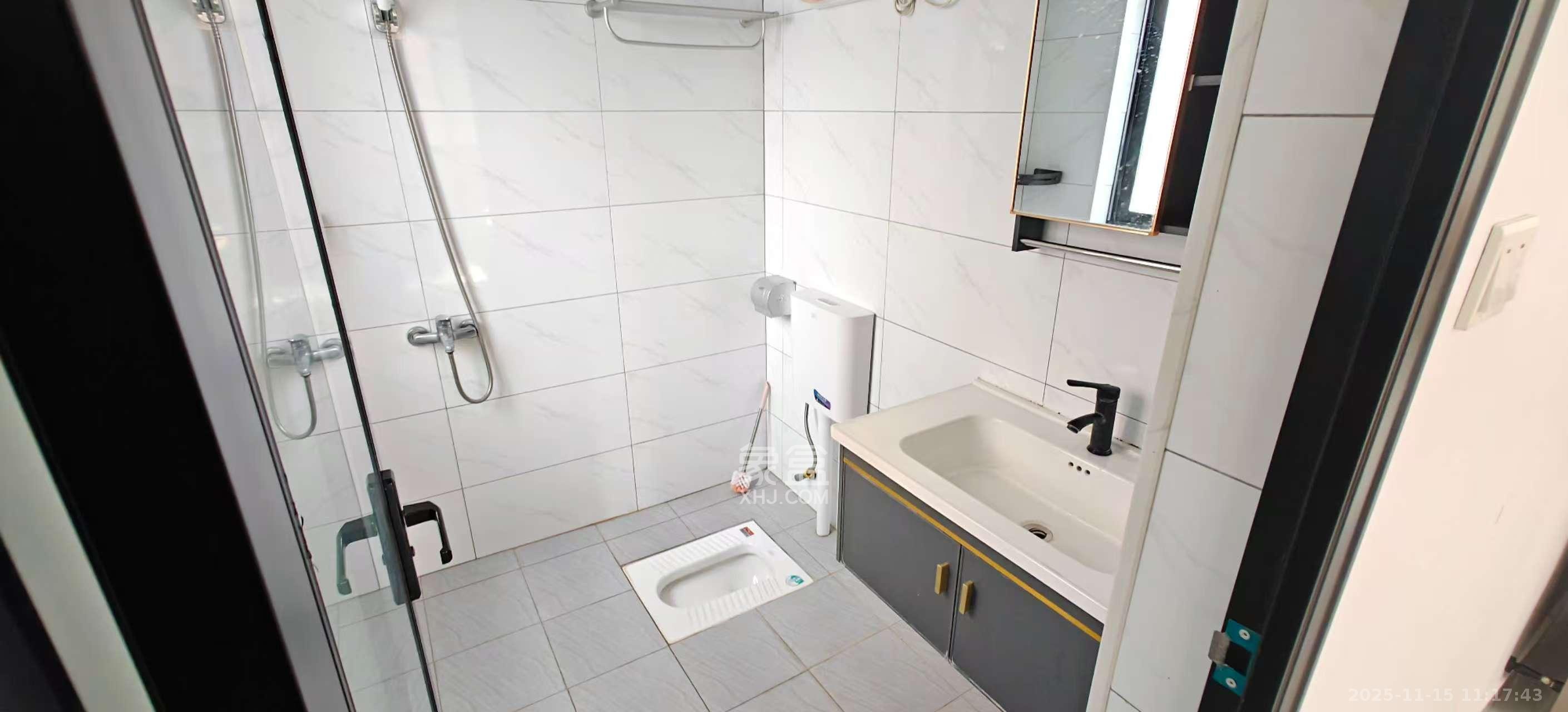 诚兴园  1室1厅2卫    1700.0元/月室内图