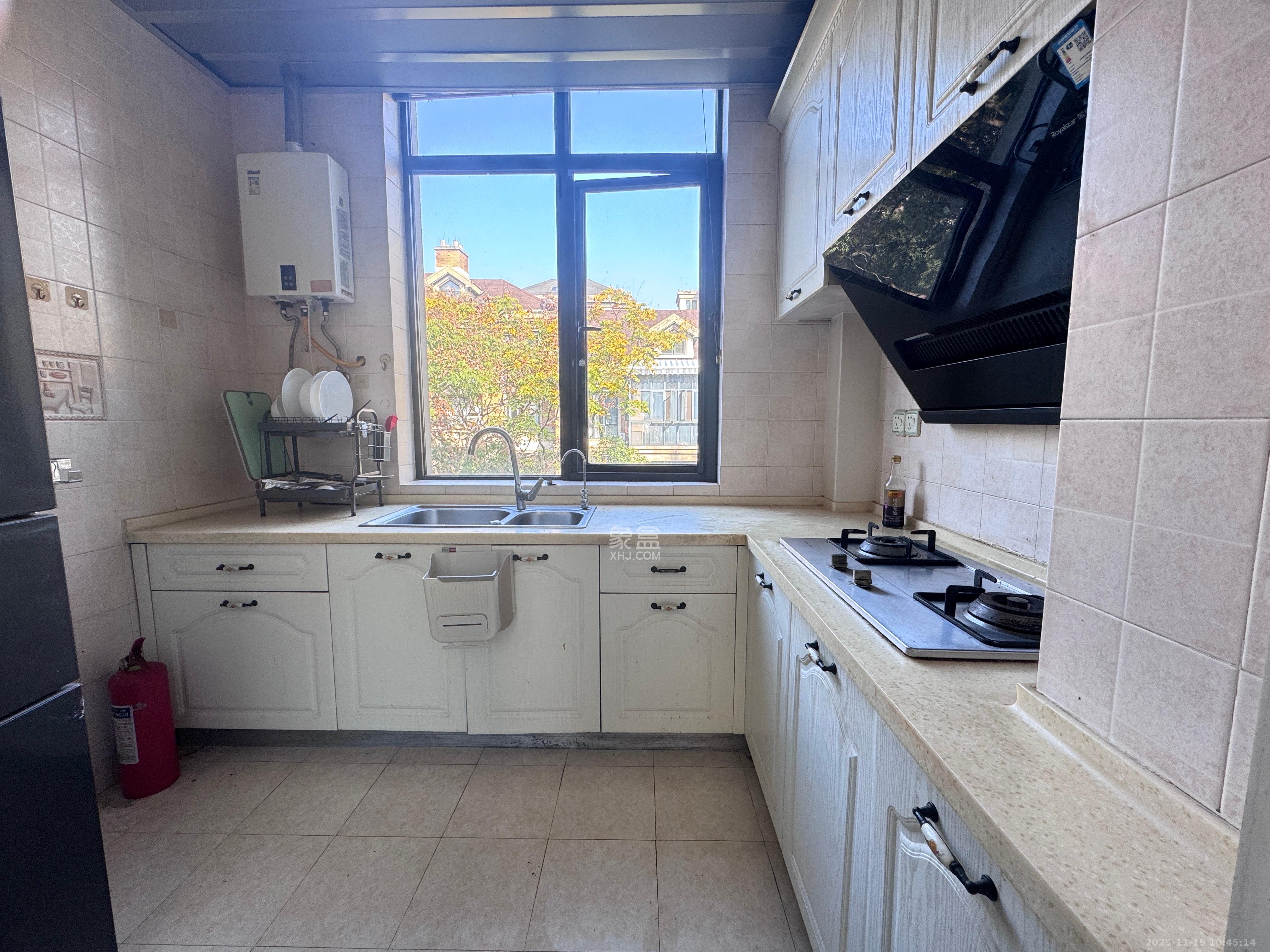 绿城桂花城 2室1厅1卫 2700.0元/月 绿城桂花城 2室1厅1卫 2700.0元/月室内图