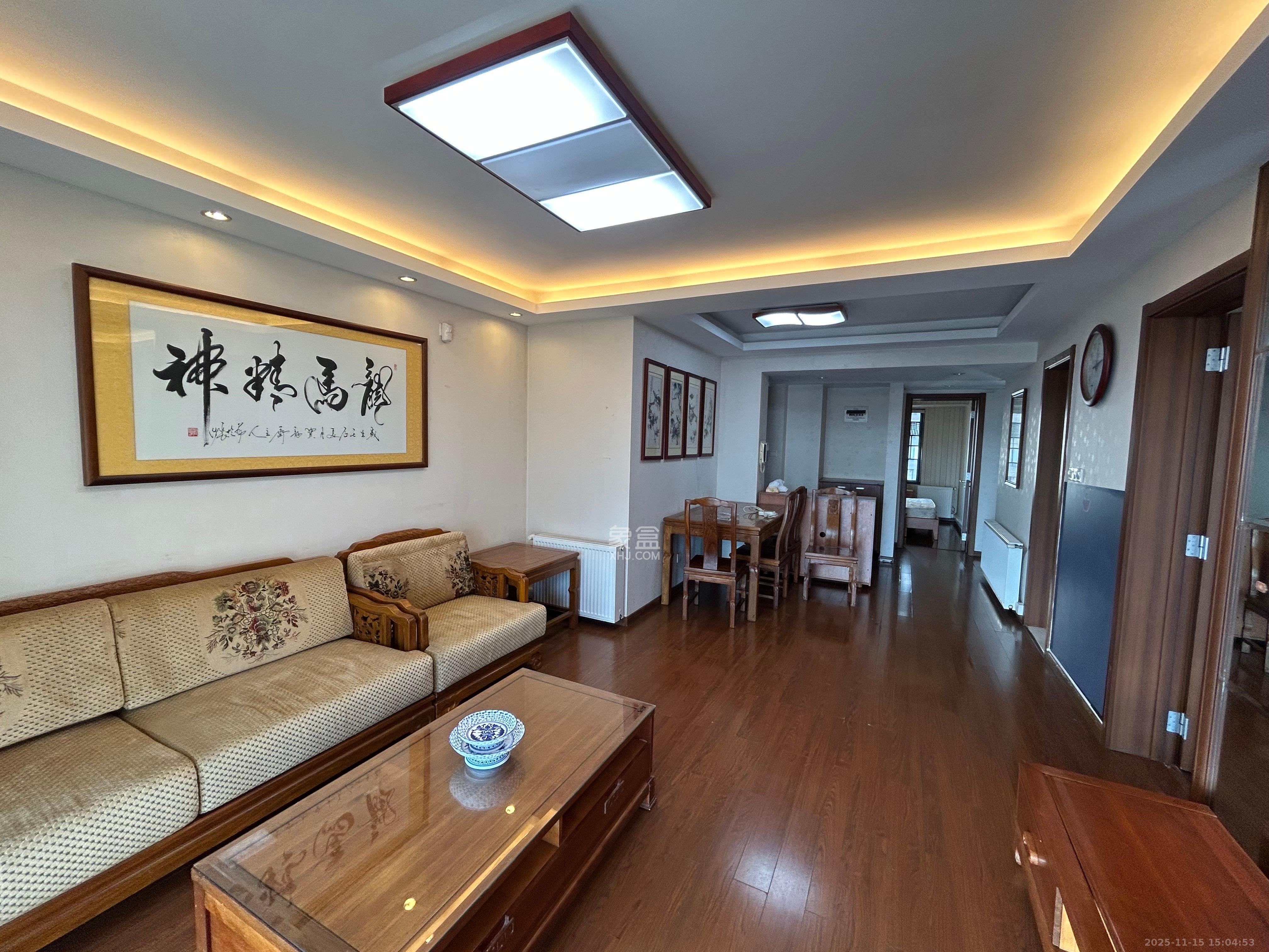 万科金域华府二期  1室2厅1卫    2600.0元/月室内图