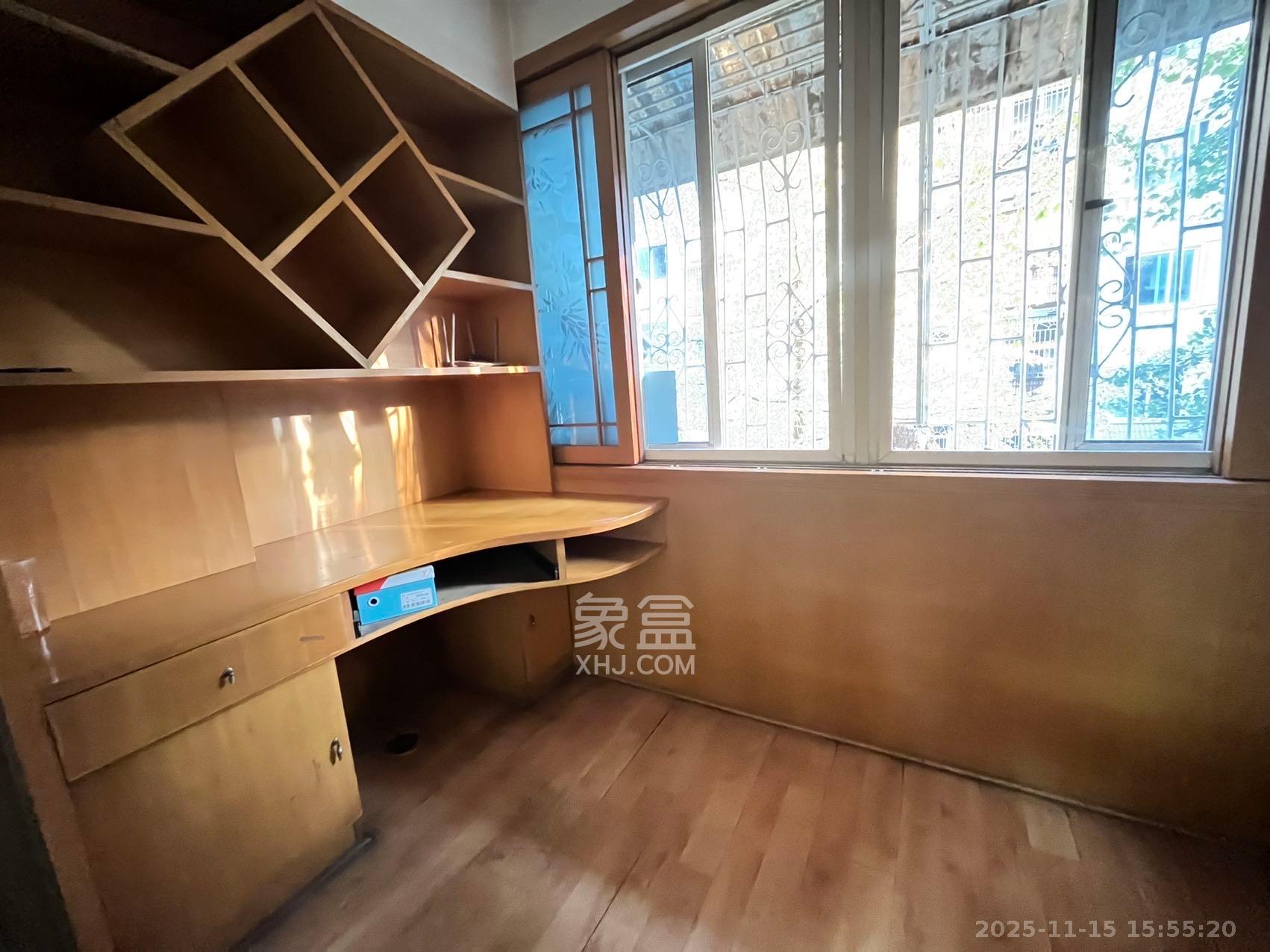 荷花园电信宿舍（天辰荷花苑）  2室2厅1卫    2000.0元/月室内图