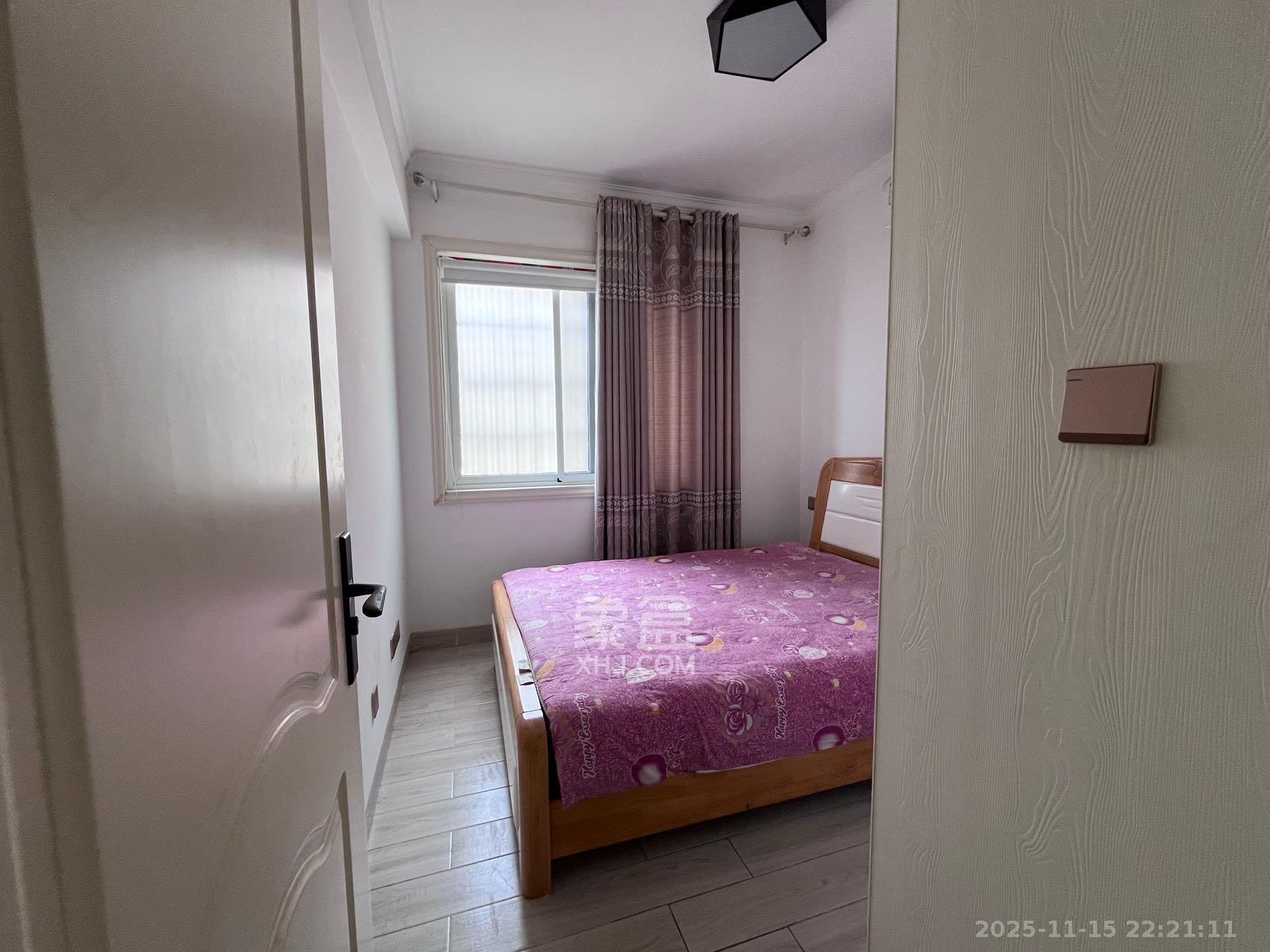 桥头家苑一期  3室2厅1卫    1900.0元/月室内图