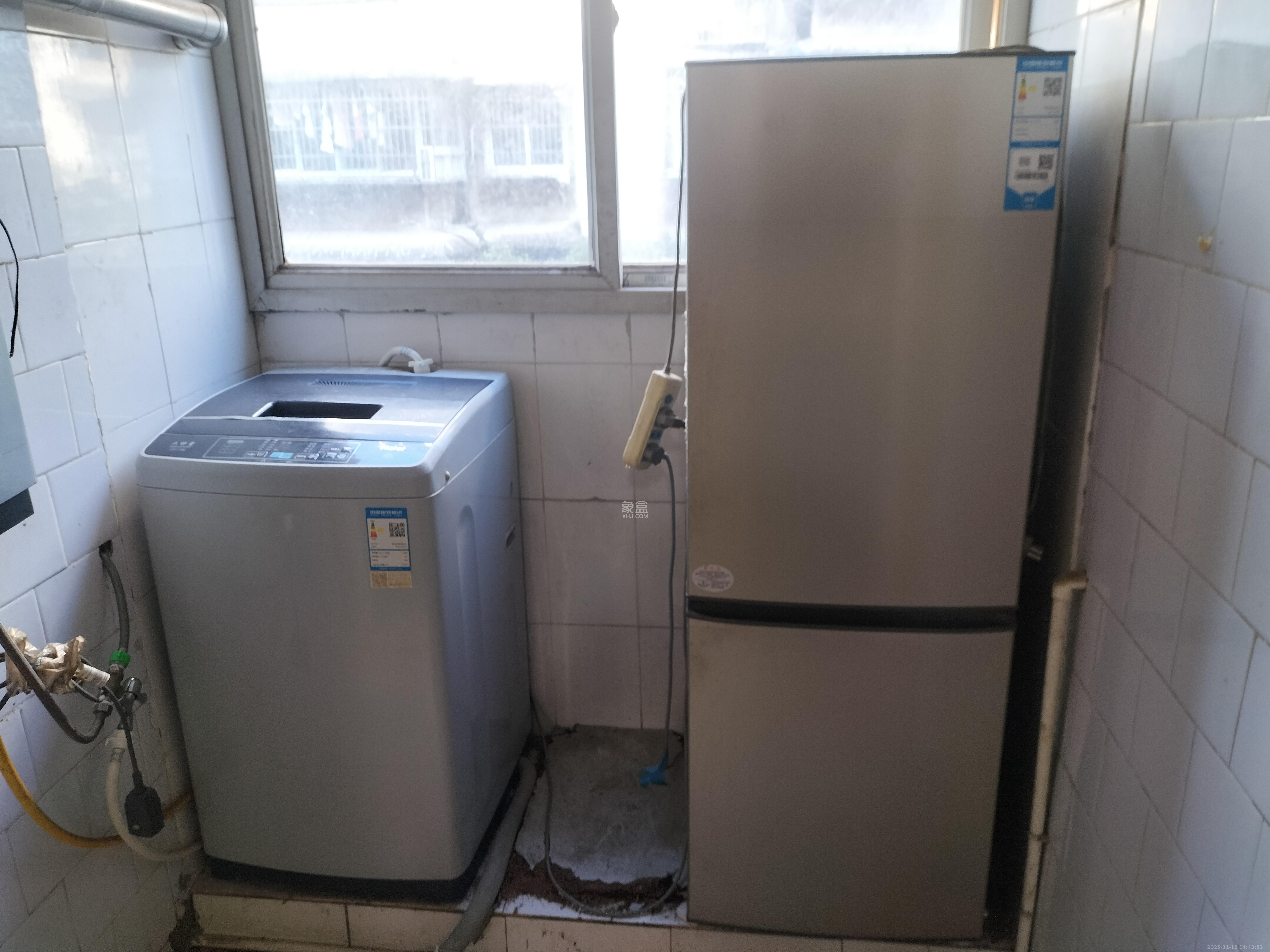 梨子山社区长电宿舍  2室1厅1卫    1350.0元/月