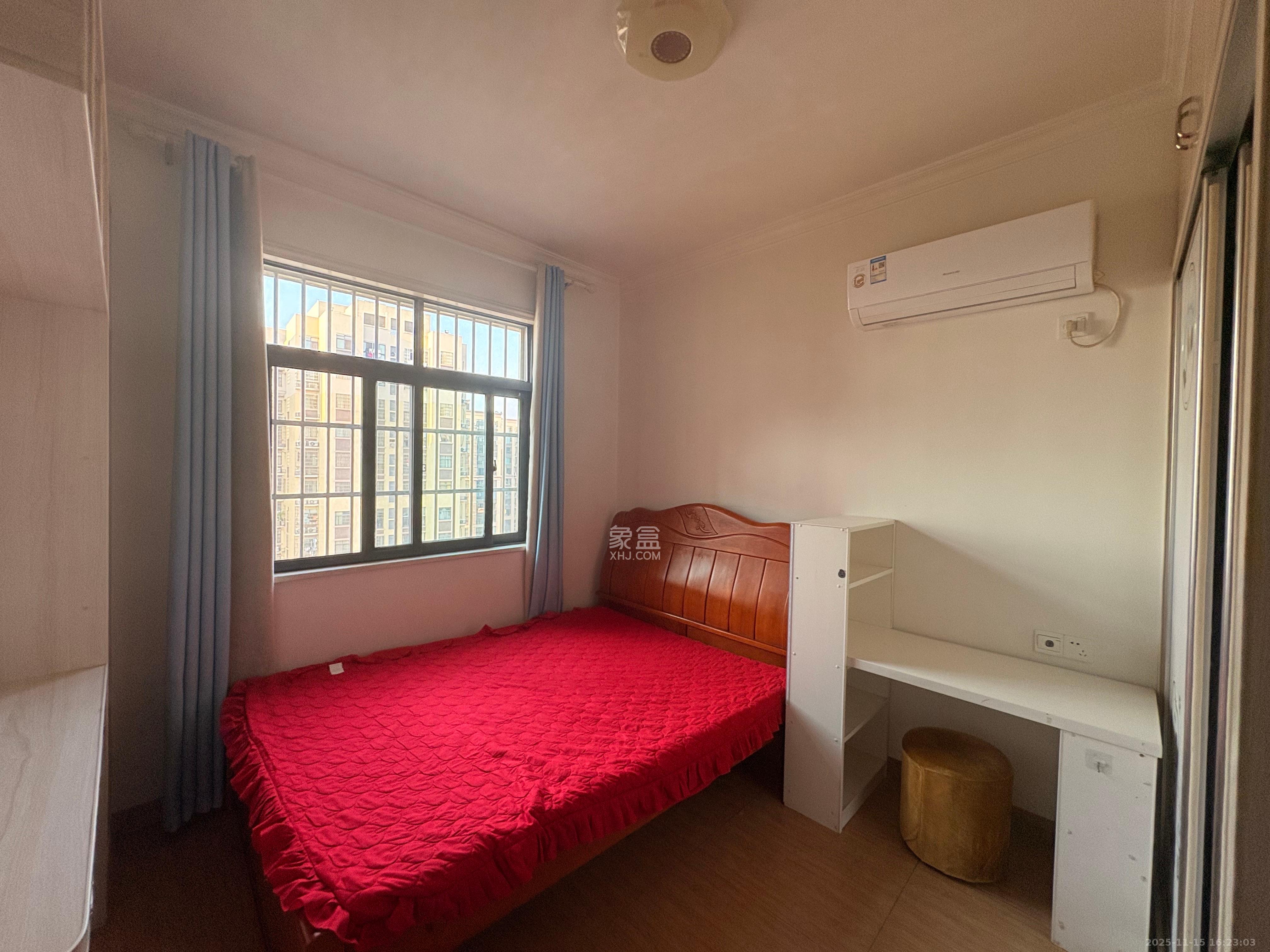 景塘家园  3室2厅1卫    2100.0元/月室内图