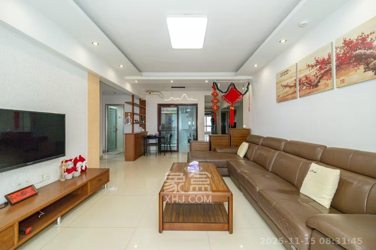 华润凤凰城二期  3室2厅1卫    2000.0元/月室内图