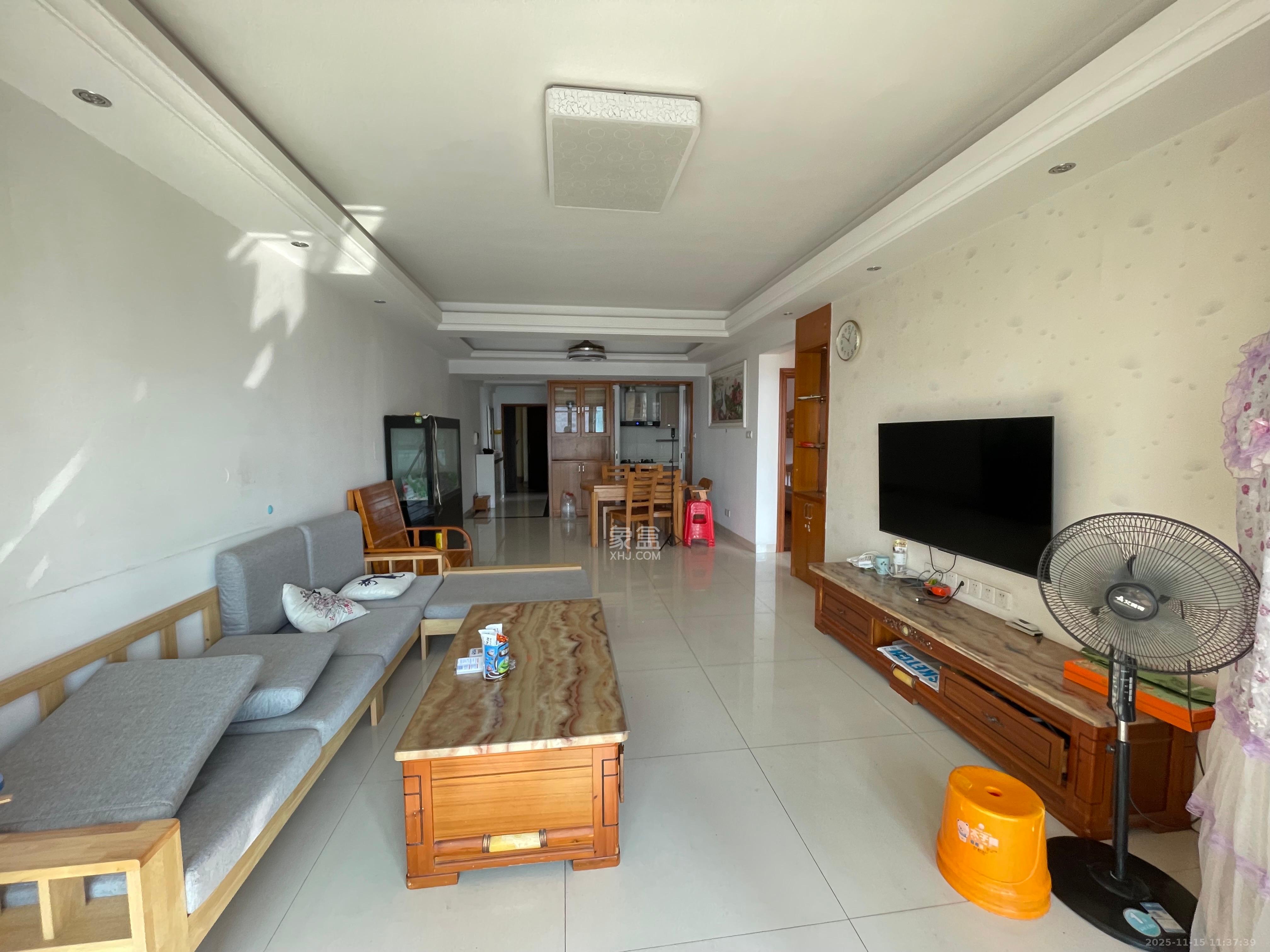 融科东南海  3室2厅2卫    2300.0元/月室内图