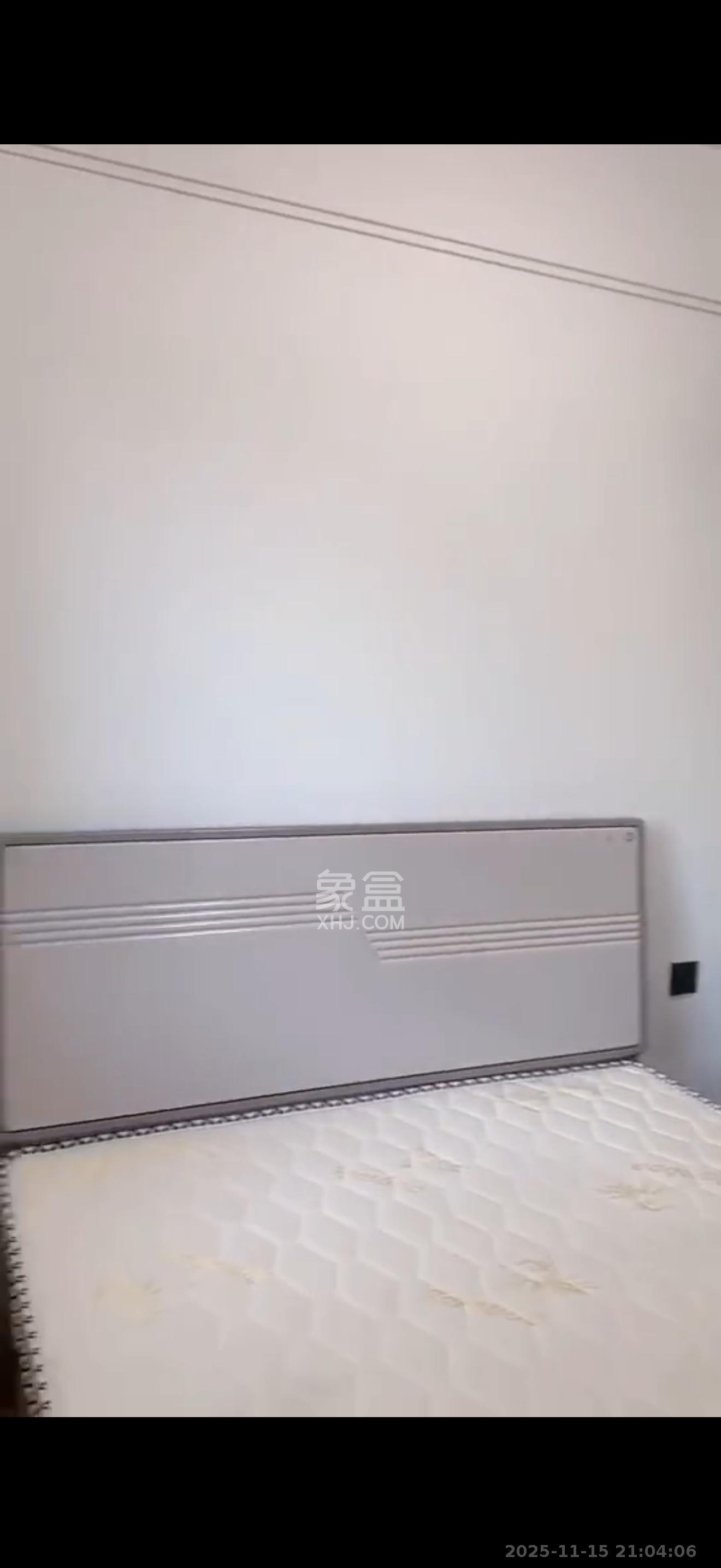 万科魅力之城天阔里  3室2厅2卫    2800.0元/月室内图