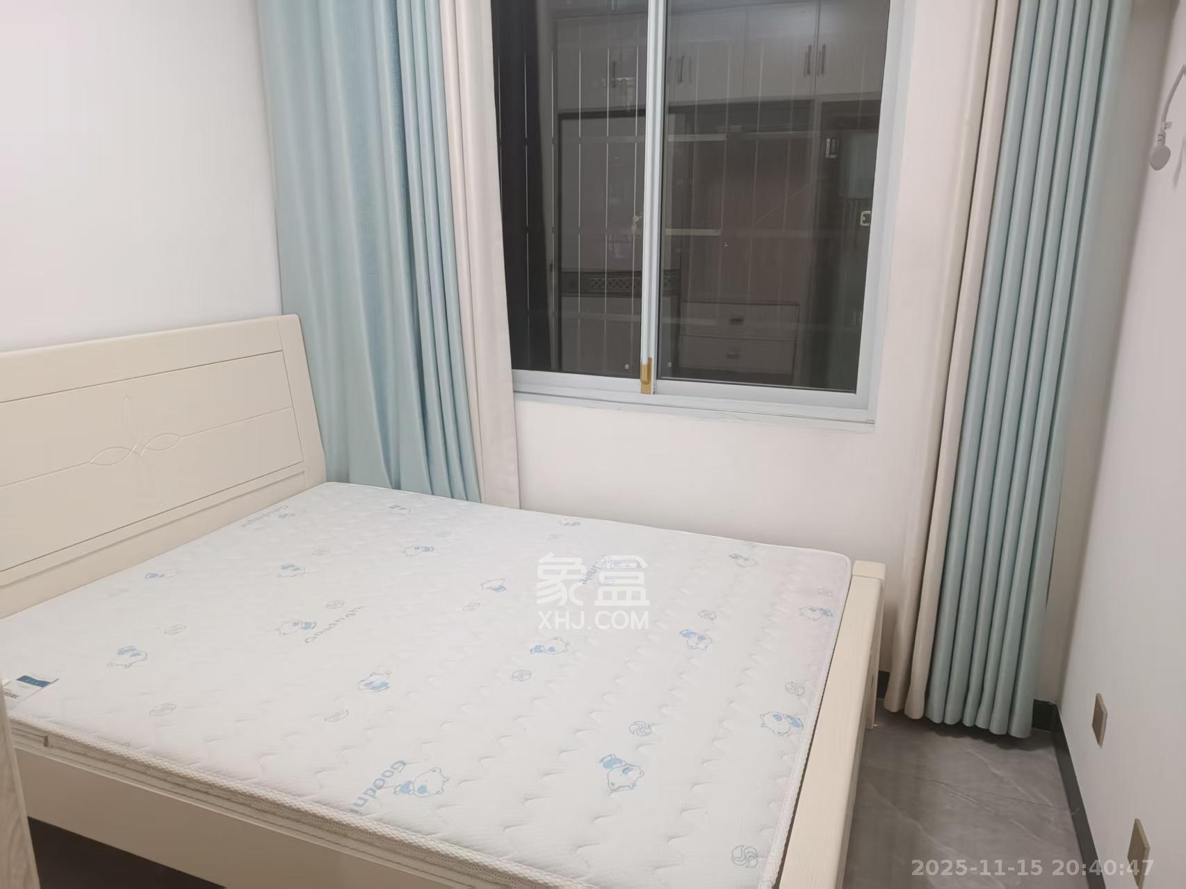 星城新宇川河苑  3室2厅1卫    2200.0元/月室内图