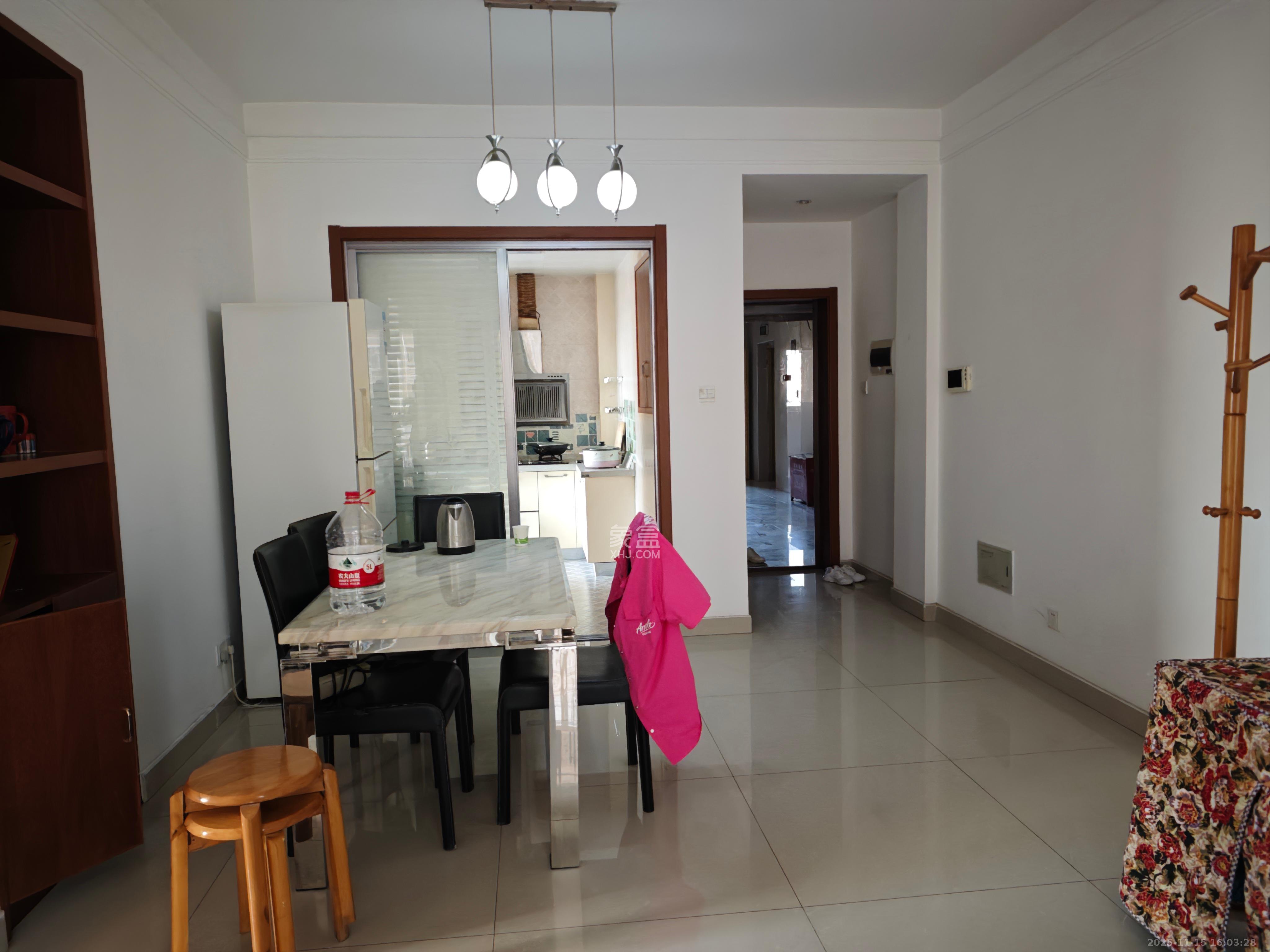 城市山水豪园（山水城市风景）  2室2厅1卫    2300.0元/月室内图