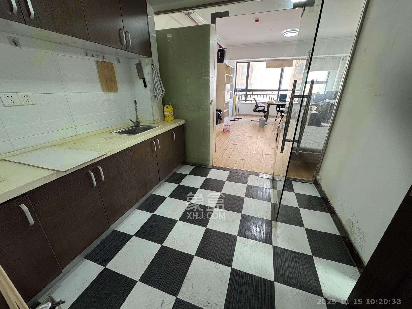 乾城(兴旺乾城) 1室1厅1卫 900.0元/月 乾城(兴旺乾城) 1室1厅1卫 900.0元/月室内图