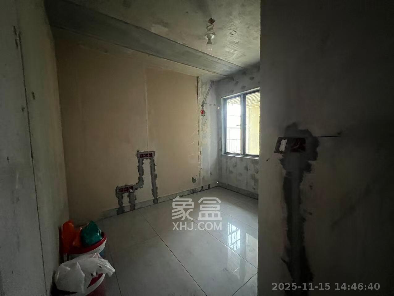 望远嘉苑 1室1厅1卫 1800.0元/月 望远嘉苑 1室1厅1卫 1800.0元/月室内图