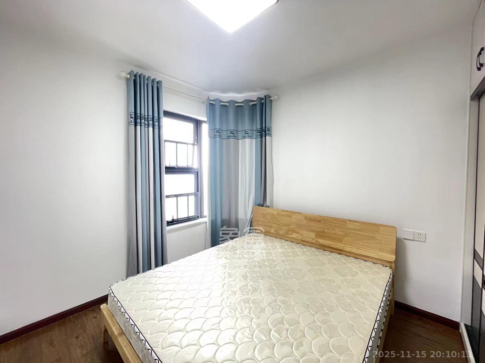 嘉雨兴园  2室1厅1卫    2600.0元/月室内图