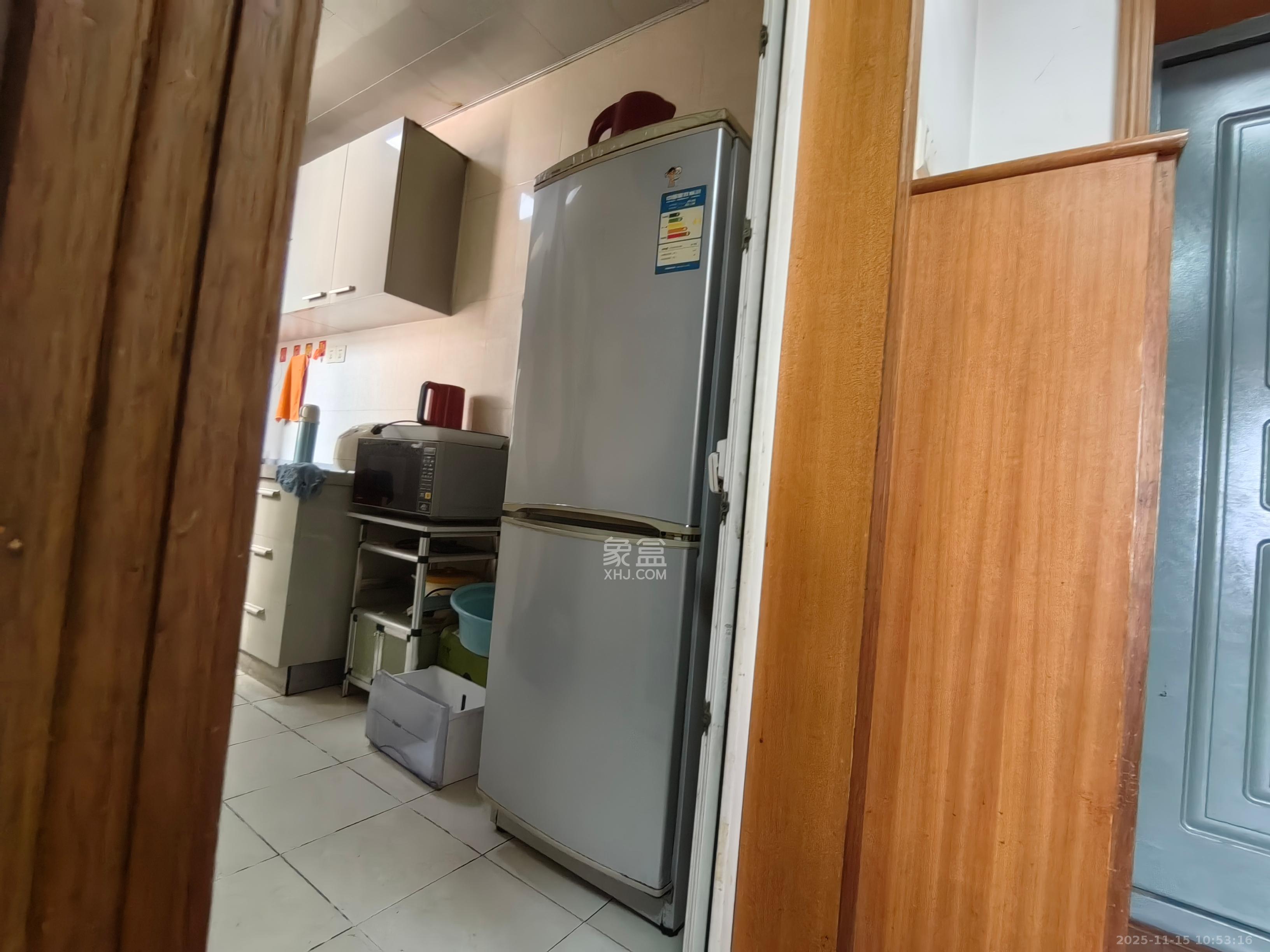 中扬华苑  2室2厅1卫    2300.0元/月室内图