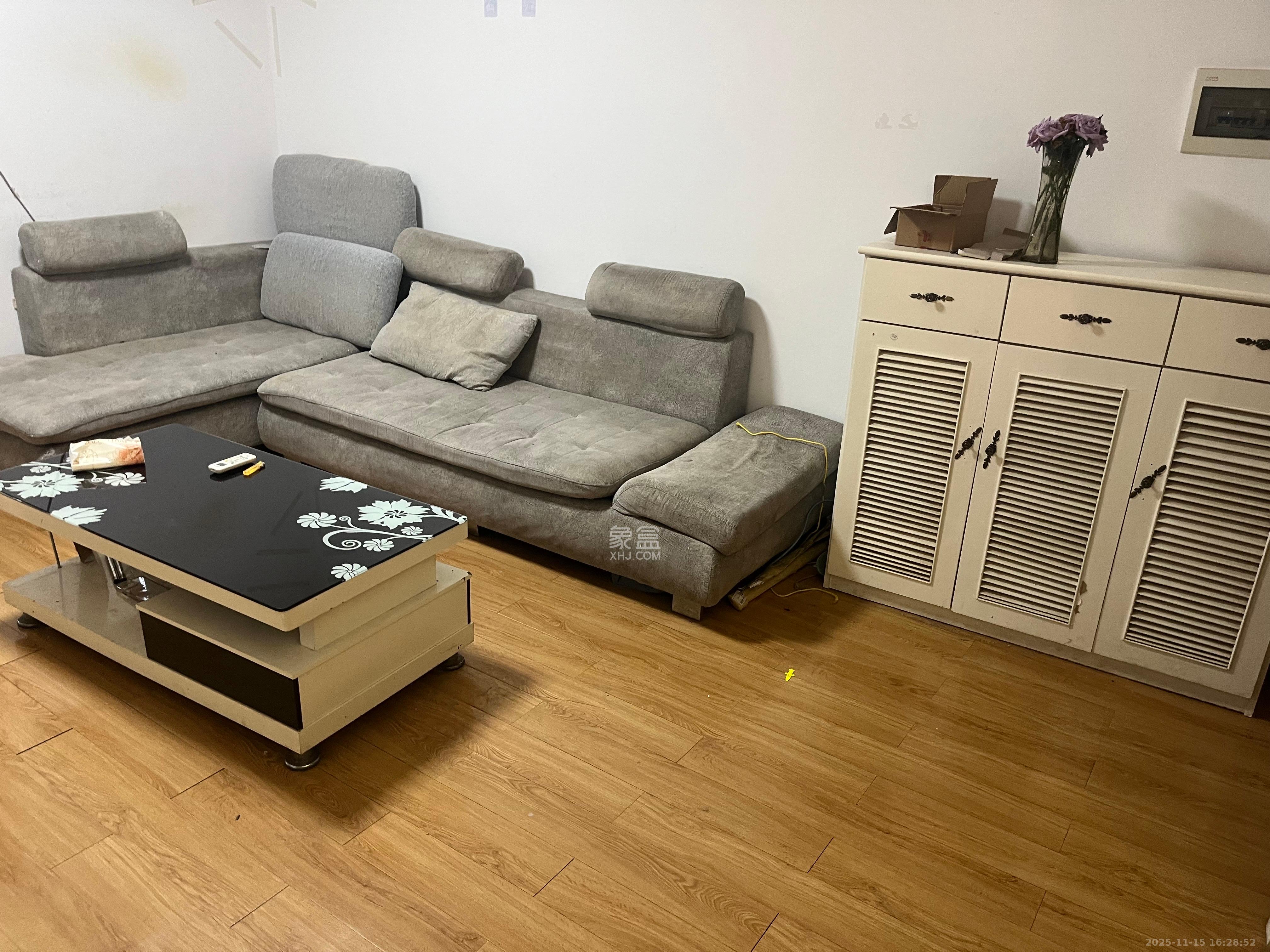 长大彩虹都 2室1厅1卫 1700.0元/月 长大彩虹都 2室1厅1卫 1700.0元/月室内图