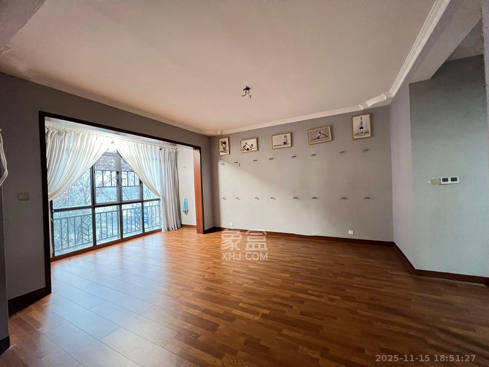 中建芙蓉和苑 3室2厅1卫 3500.0元/月 中建芙蓉和苑 3室2厅1卫 3500.0元/月室内图