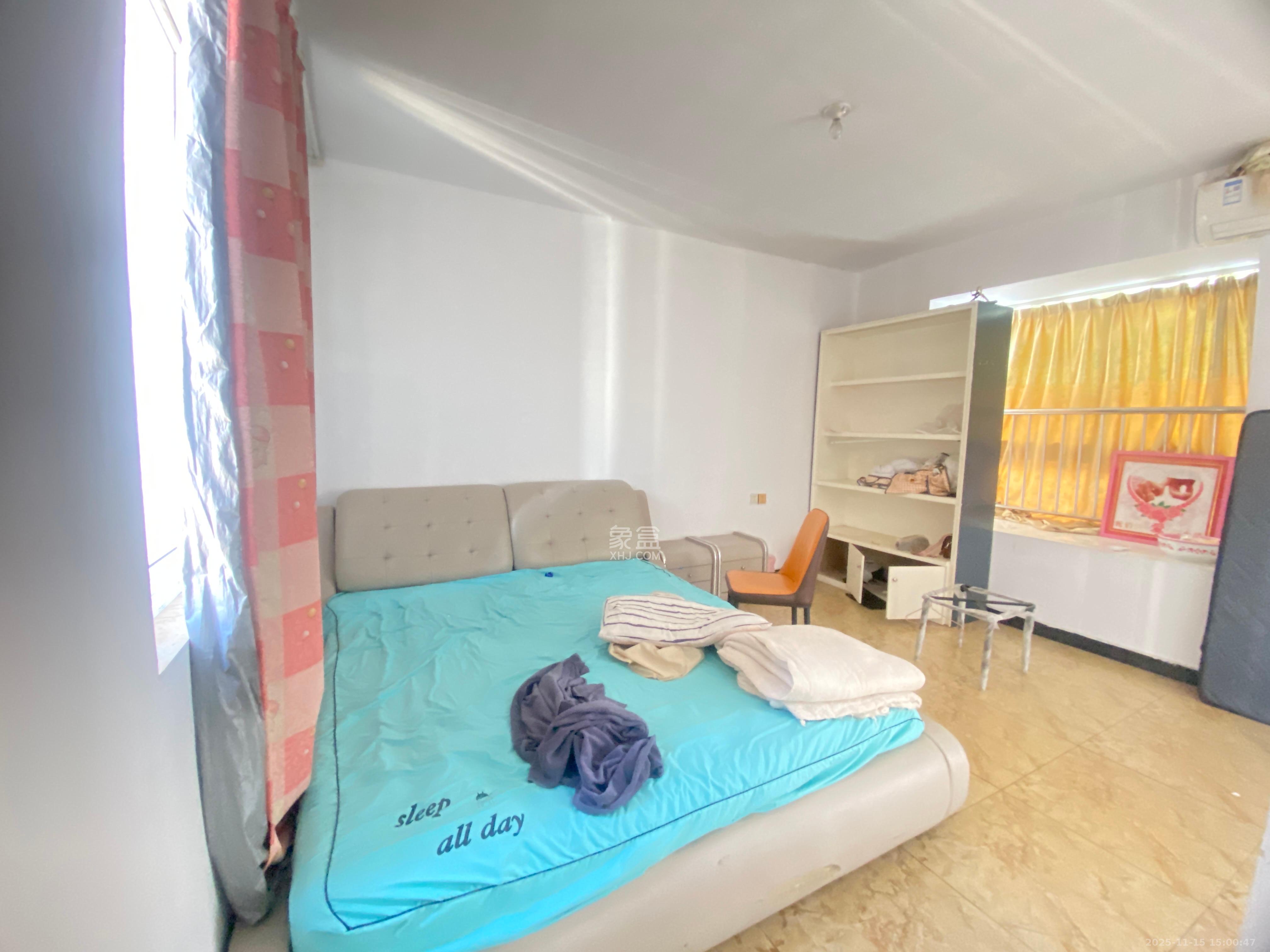 明天一城  3室2厅1卫    900.0元/月室内图