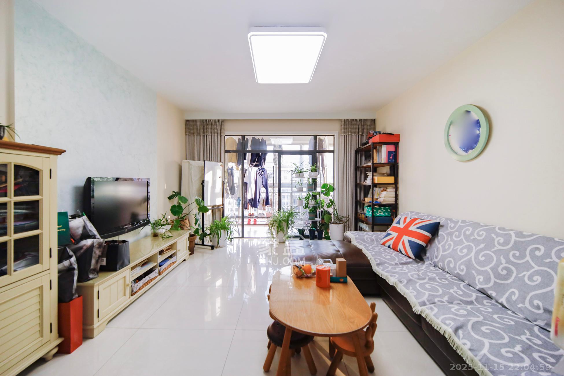 满庭芳小区  3室2厅2卫    88.0万