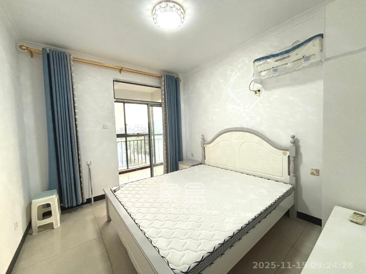 中信文化广场(中信新城二期) 2室2厅1卫 1600.0元/月 中信文化广场(中信新城二期) 2室2厅1卫 1600.0元/月室内图