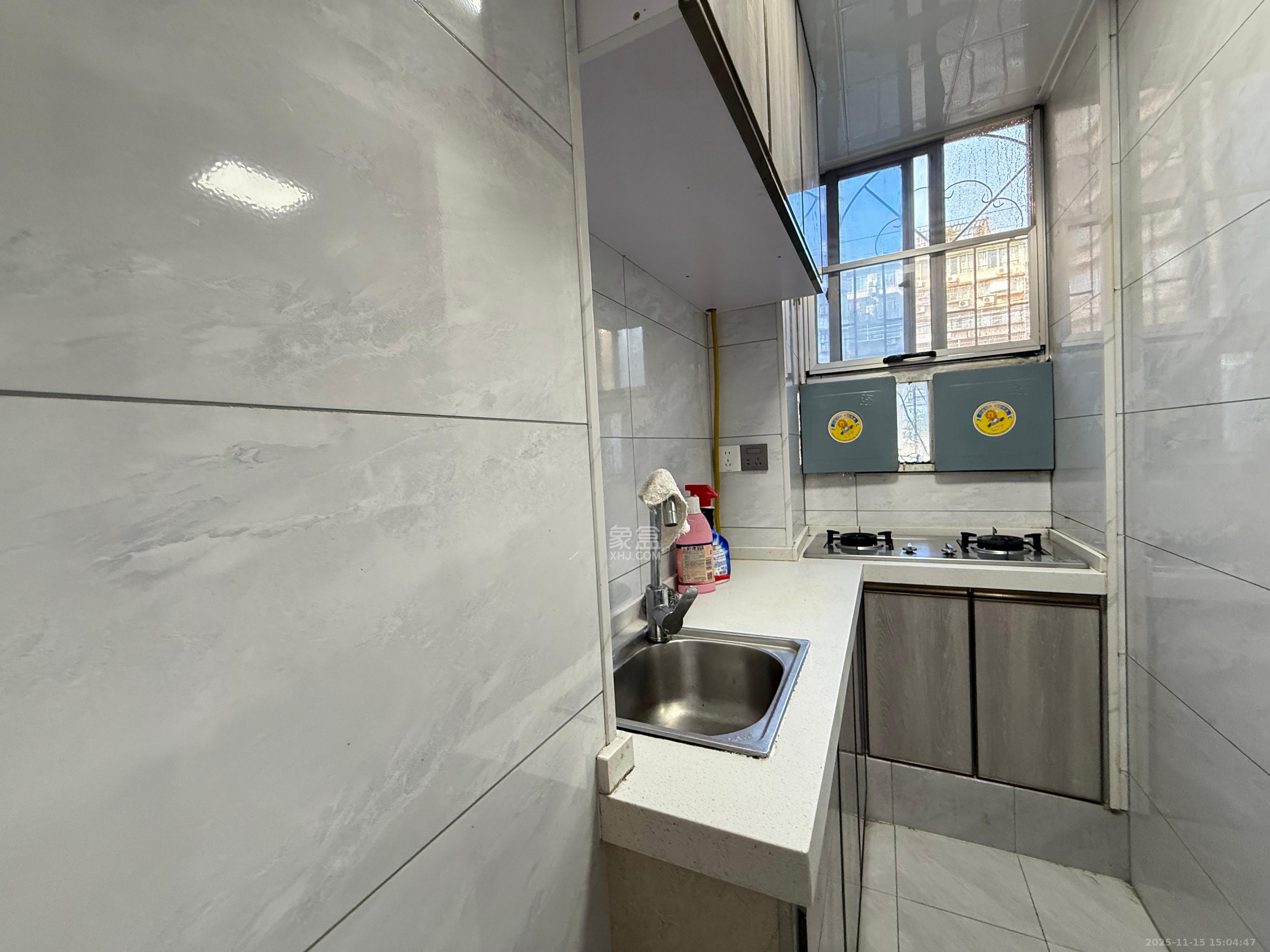 桂花二村 2室2厅1卫 1600.0元/月 桂花二村 2室2厅1卫 1600.0元/月室内图