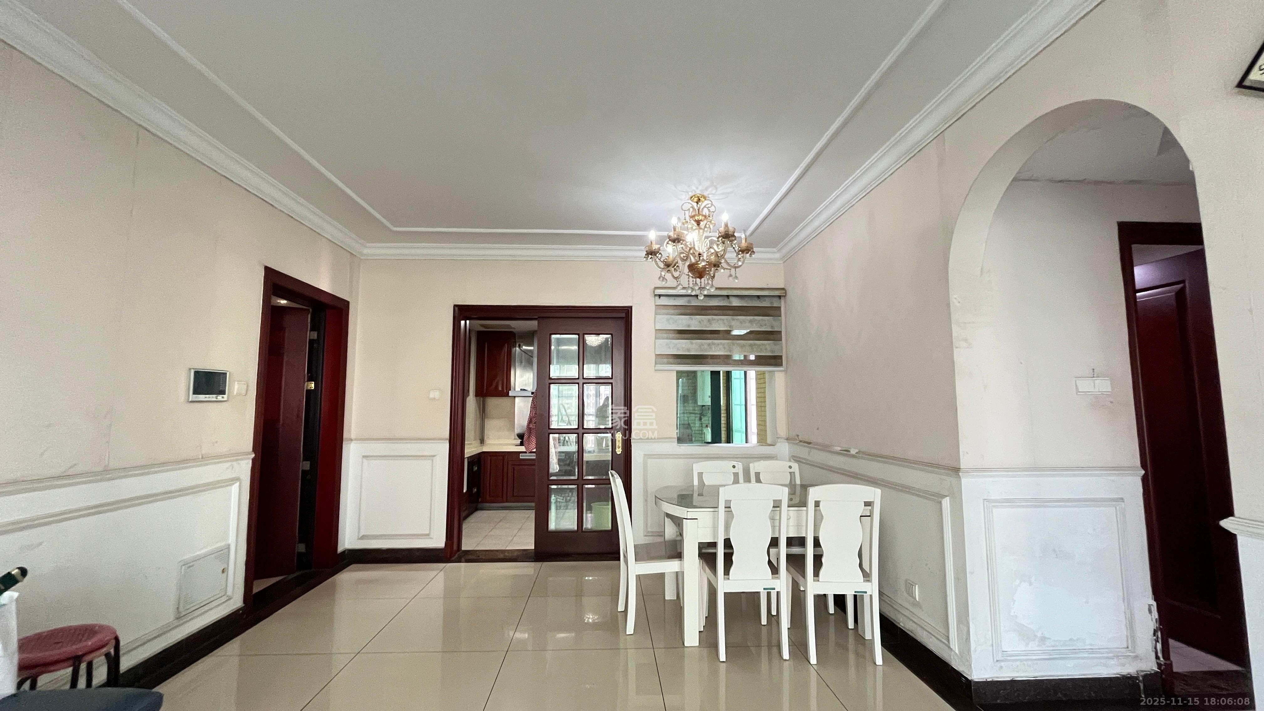 恒大雅苑  3室2厅1卫    2600.0元/月室内图