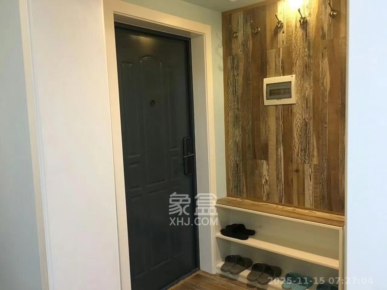 新时代广场  2室1厅1卫    2300.0元/月室内图