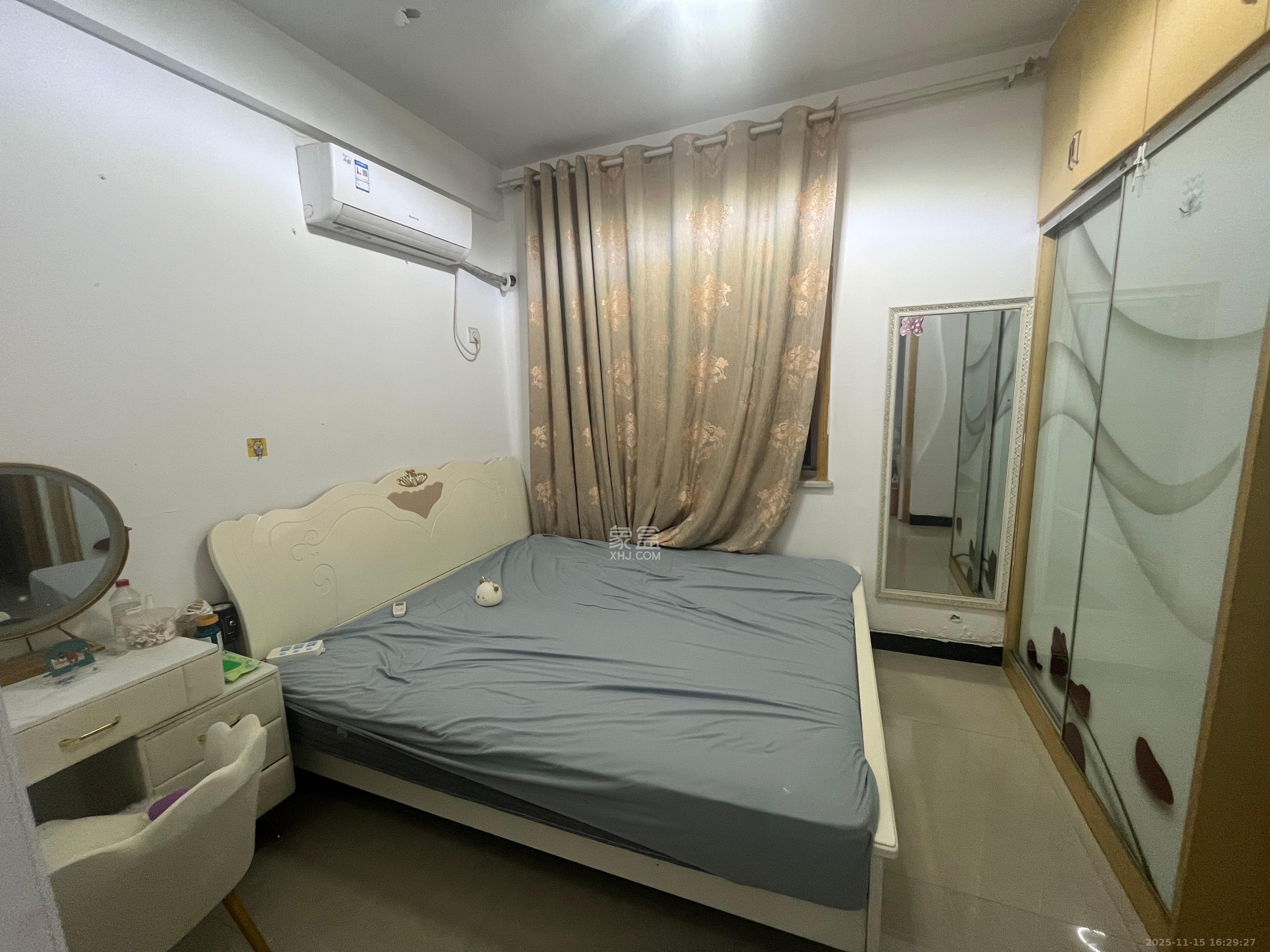 上河国际B座  2室1厅1卫    1700.0元/月室内图